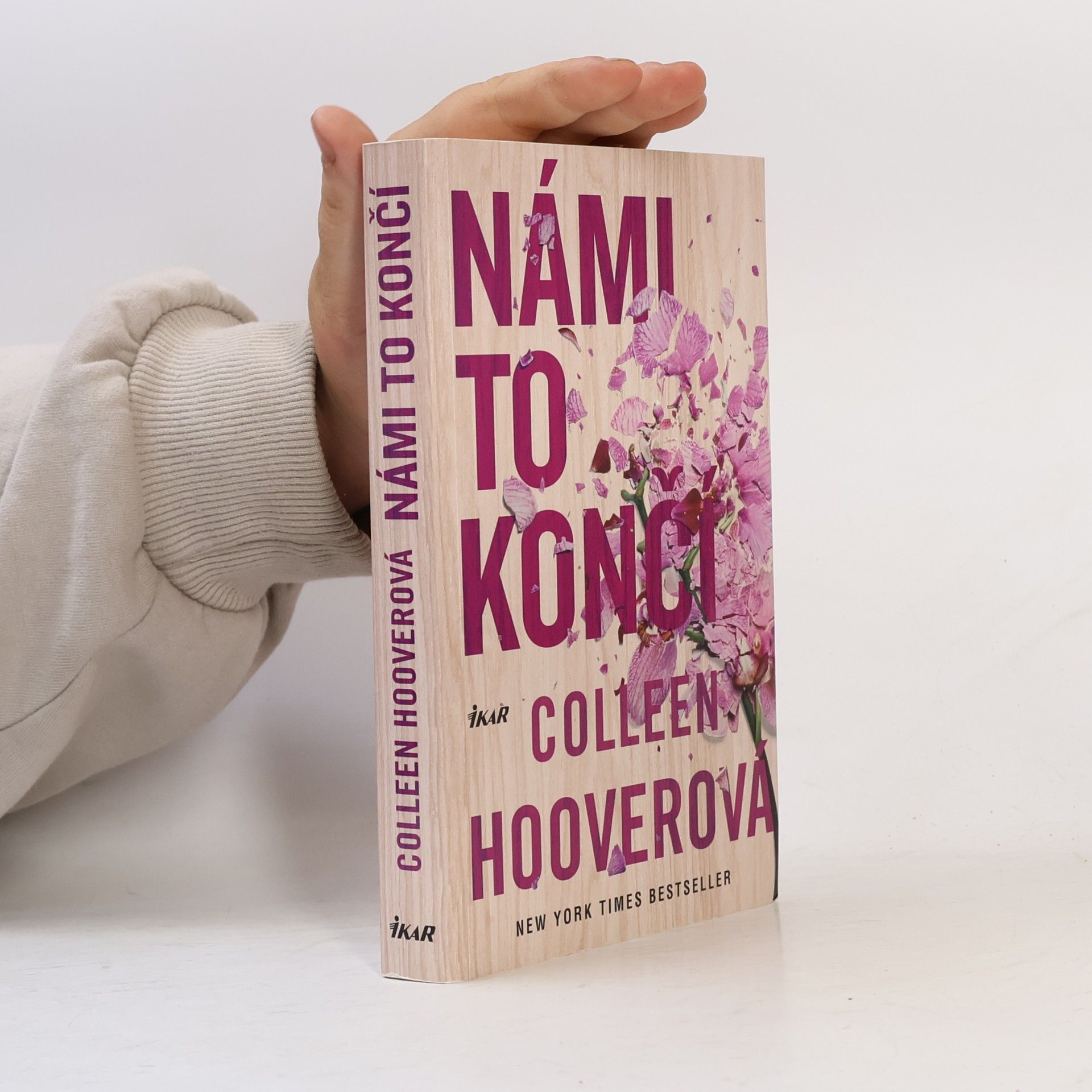 Colleen Hoover Námi to končí