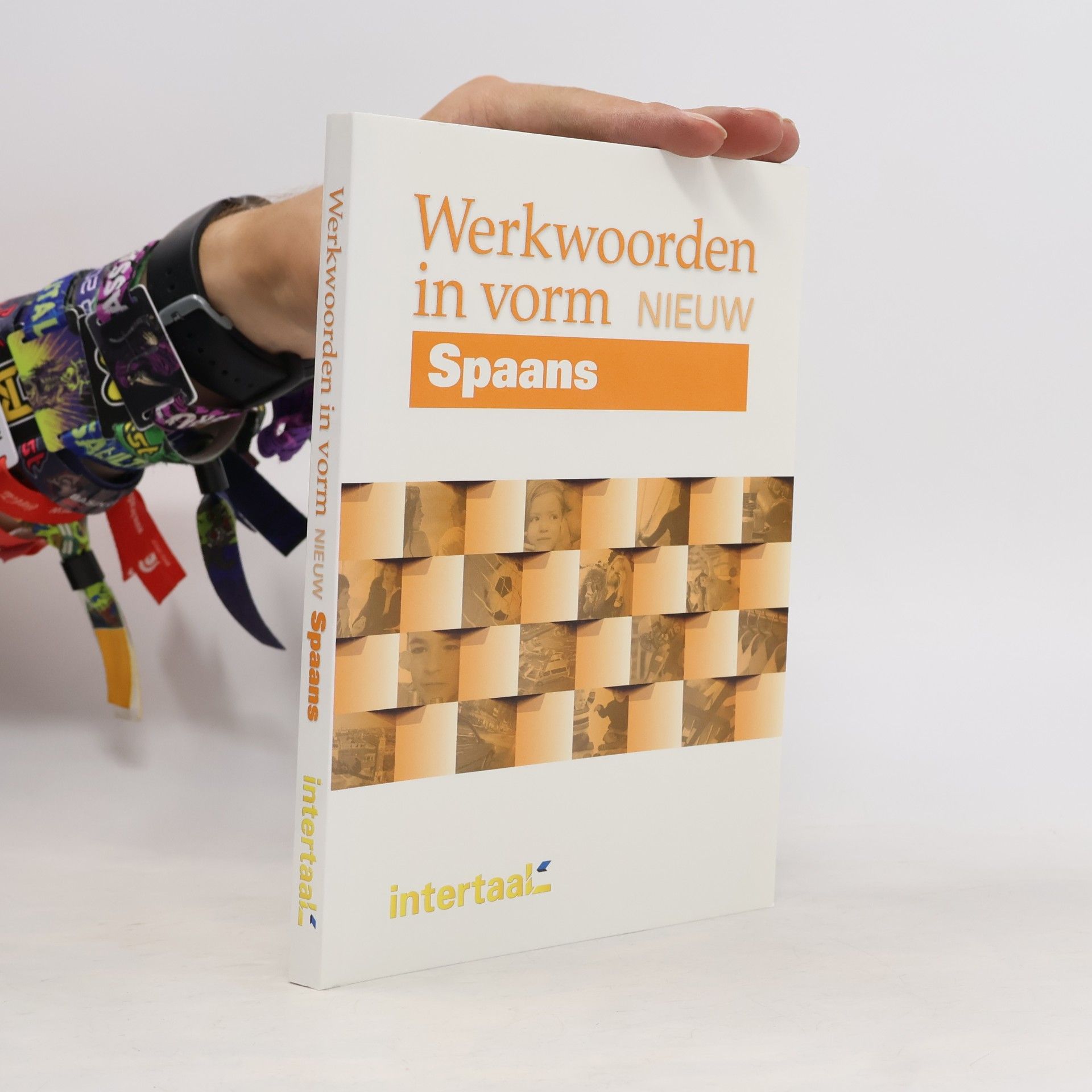 Pilar Pe rez Can izares Werkwoorden in Vorm, nieuw - Spaans