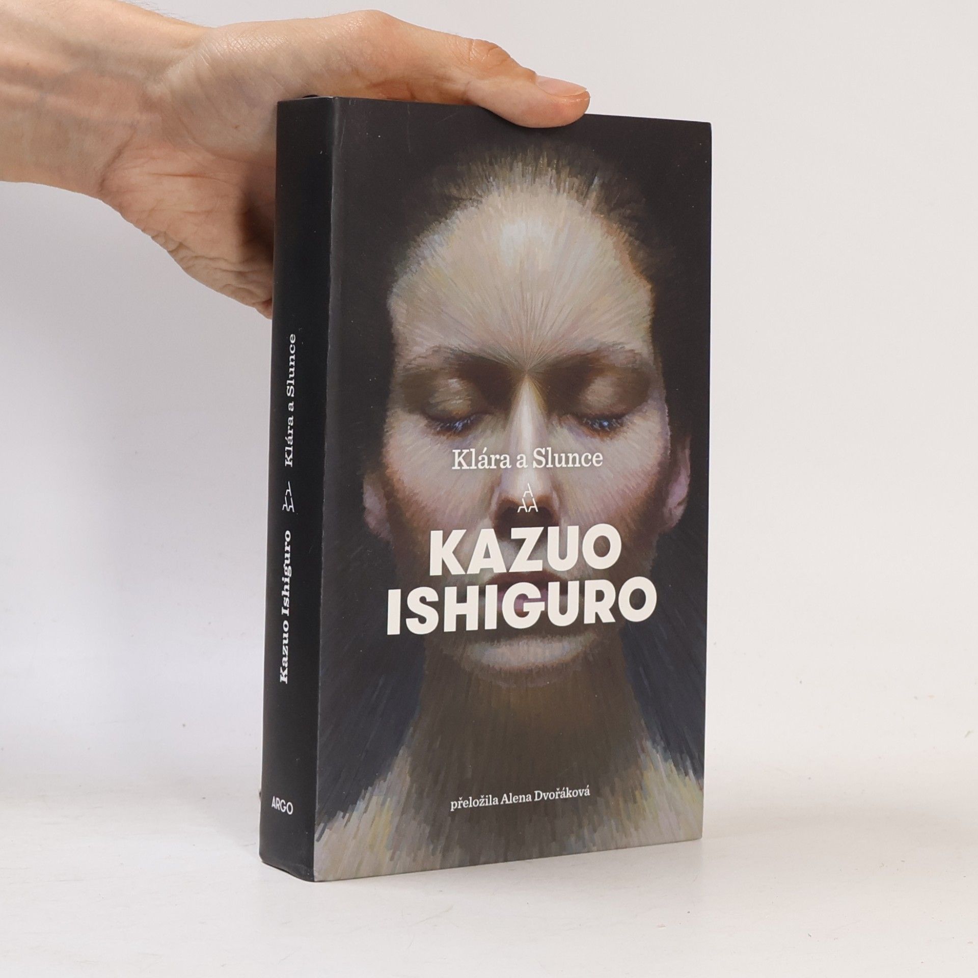 Kazuo Ishiguro Klára a Slunce