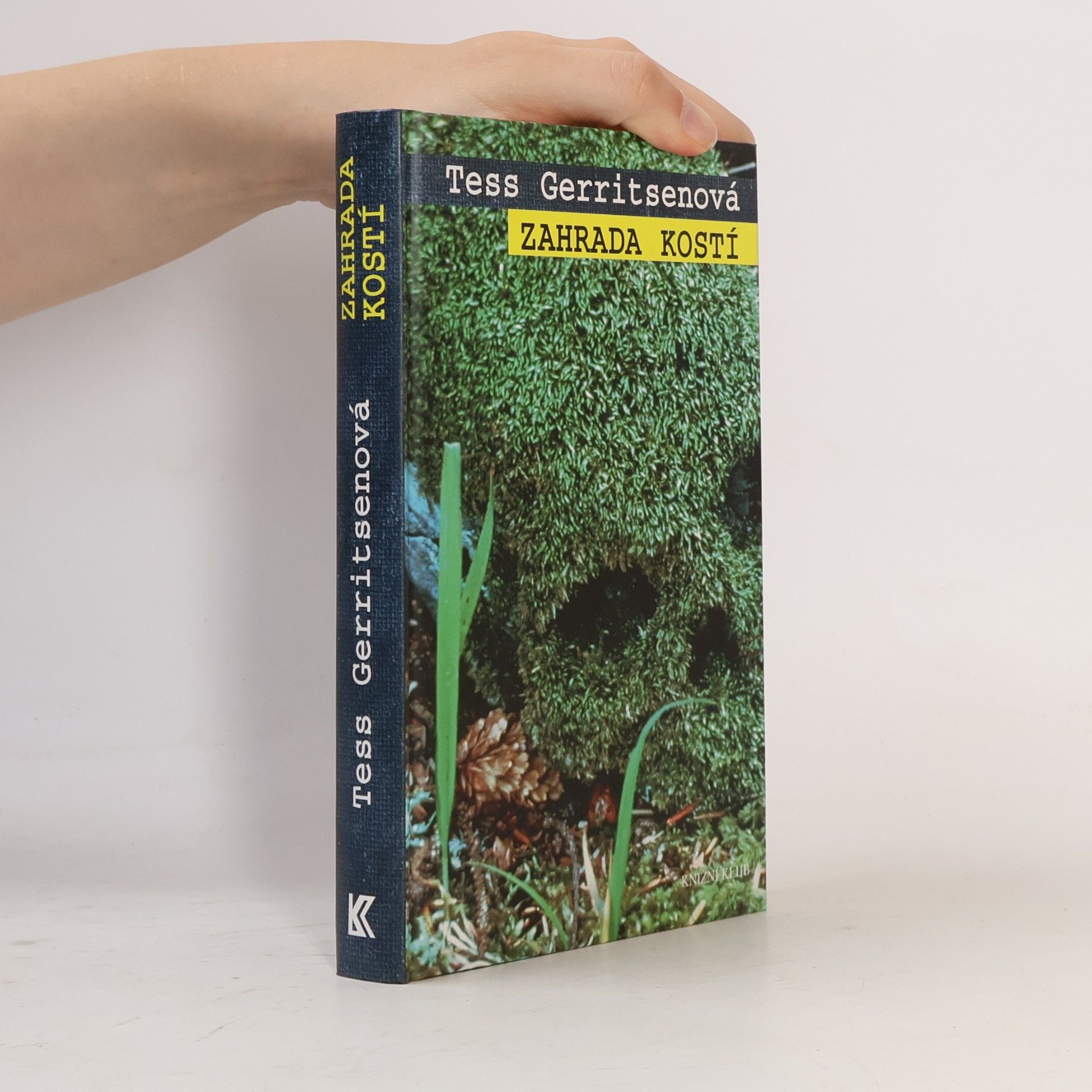 Tess Gerritsen Zahrada kostí
