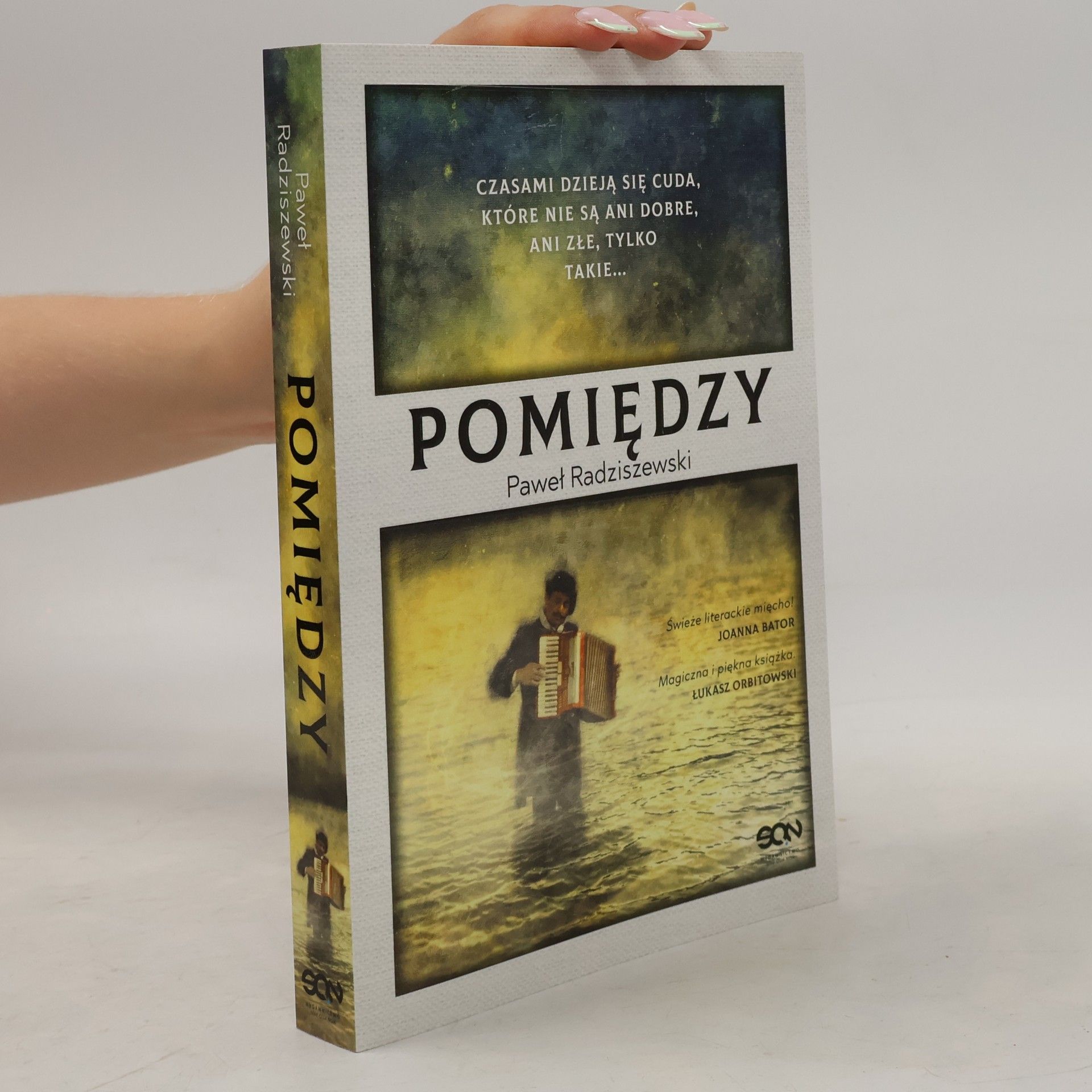 Paweł Radziszewski Pomiędzy