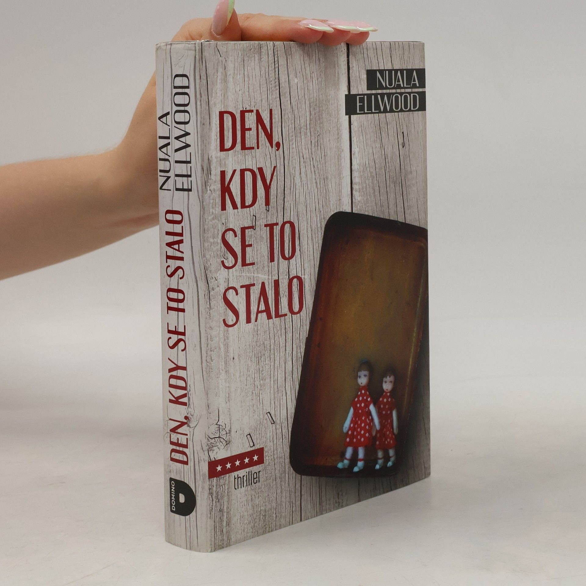 Nuala Ellwood Den, kdy se to stalo