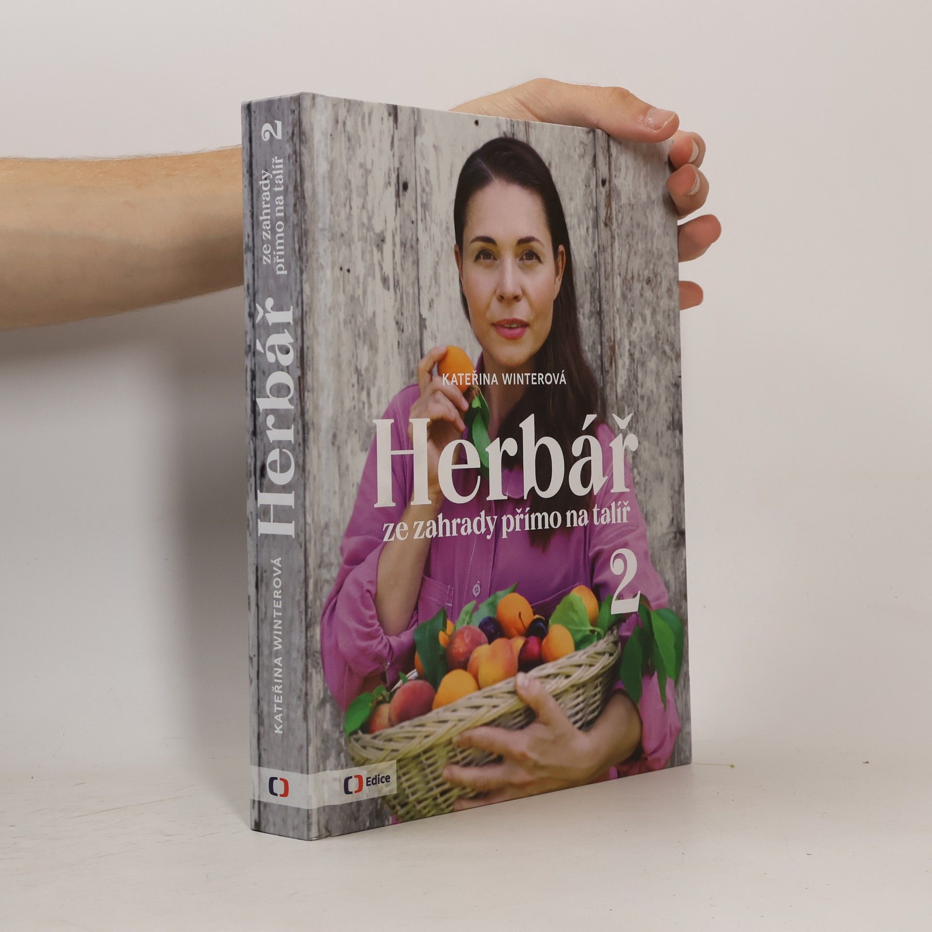 Jiří Hroník Herbář ze zahrady přímo na talíř 2