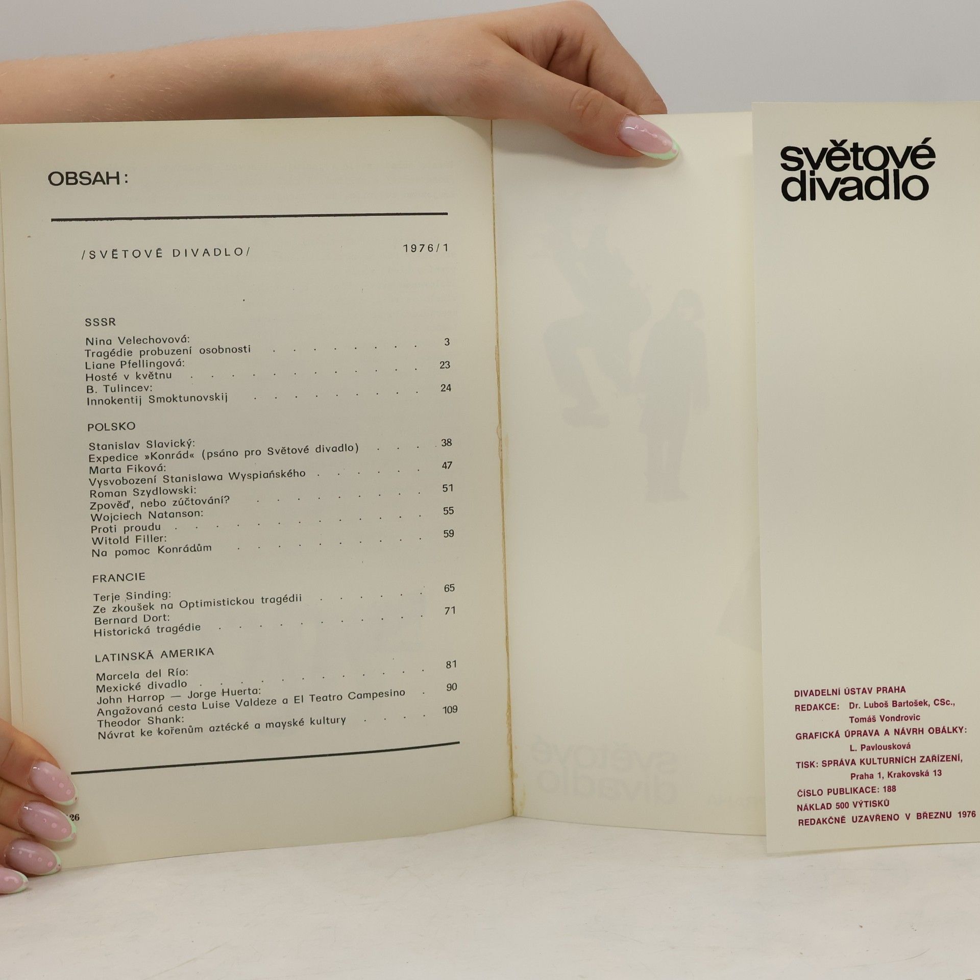 Kolektiv autorů Světové divadlo 1976/1