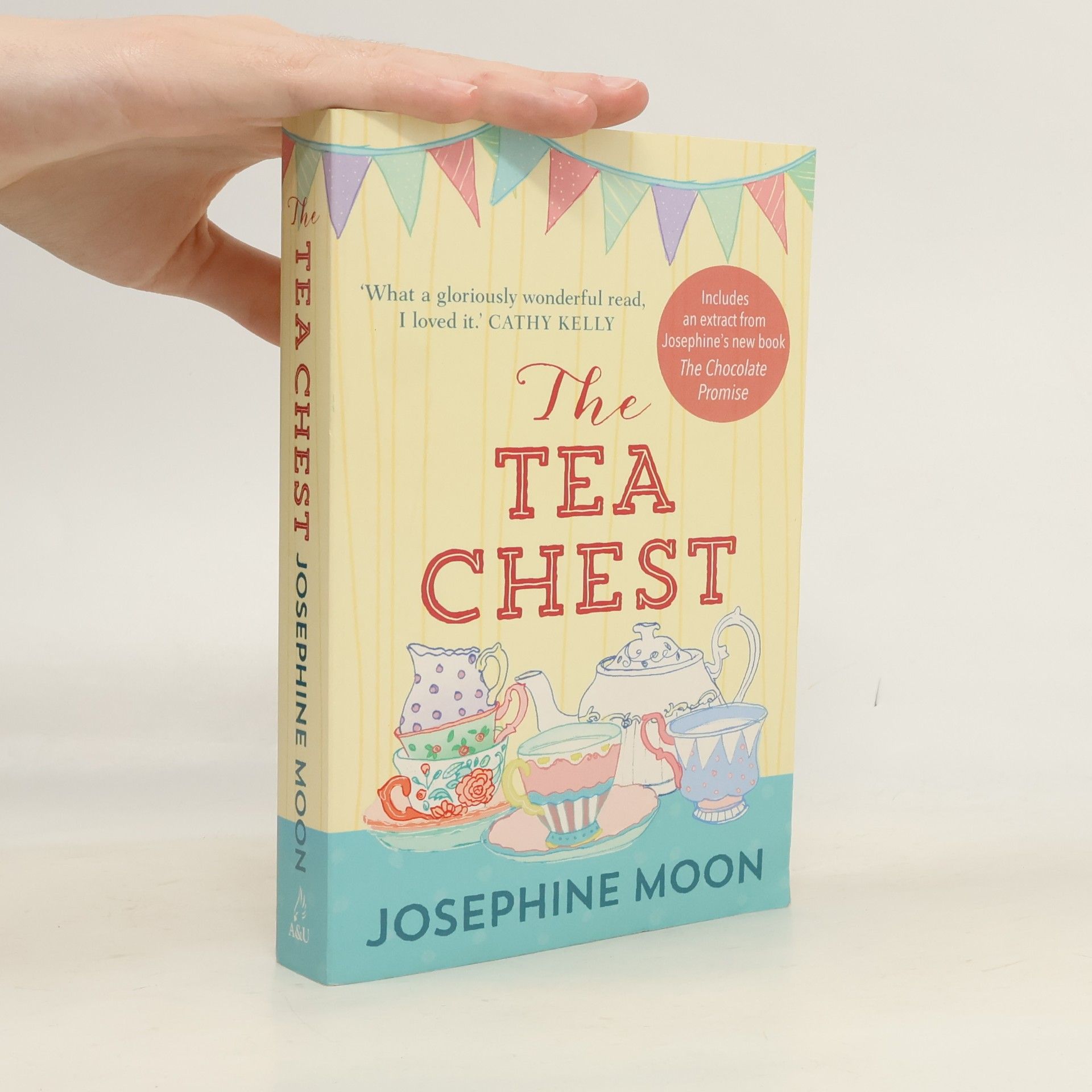 Josephine Moon The Tea Chest