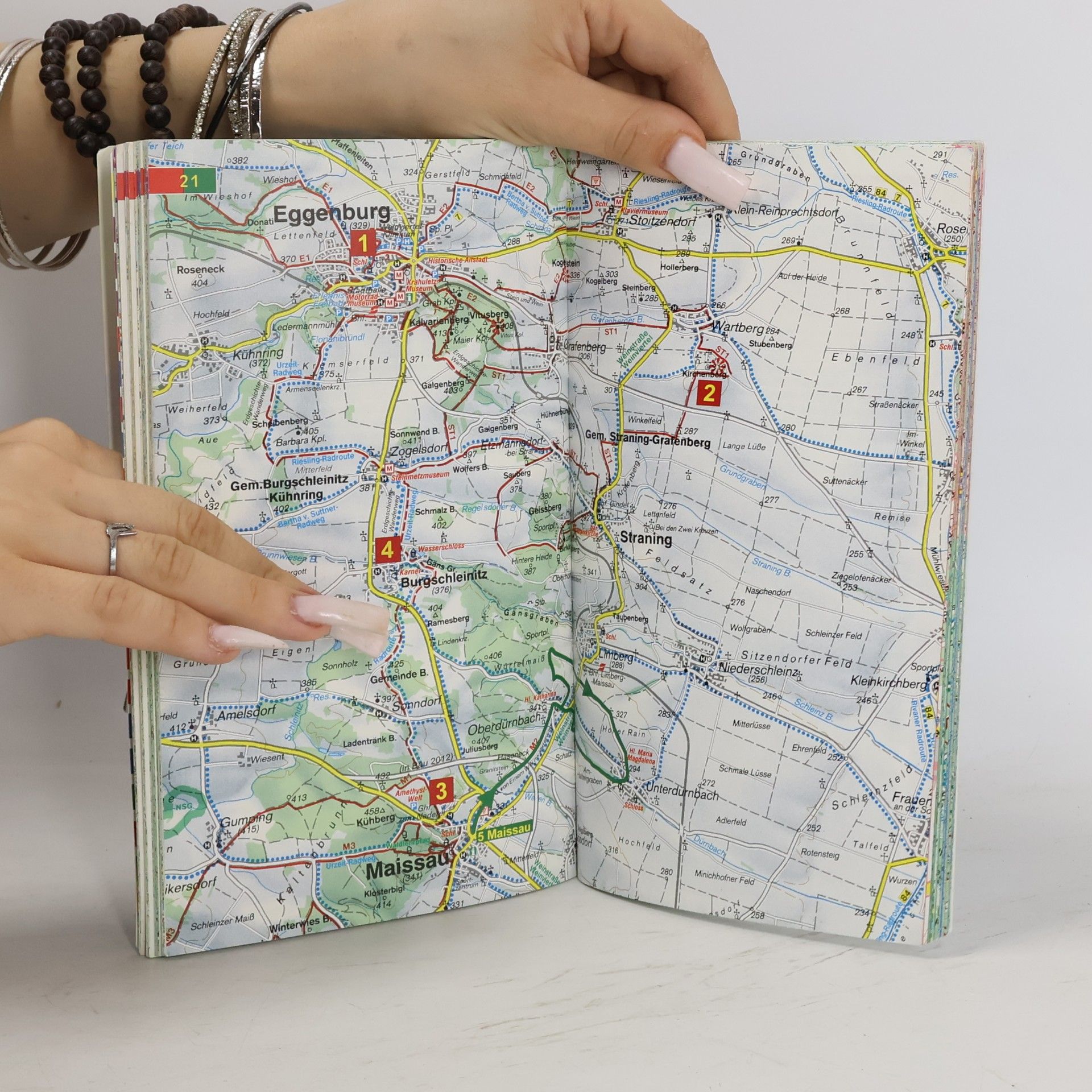 Autorenkollektiv Niederösterreich, Burgenland. Wandertouren, Ausflugsziele, Radrouten