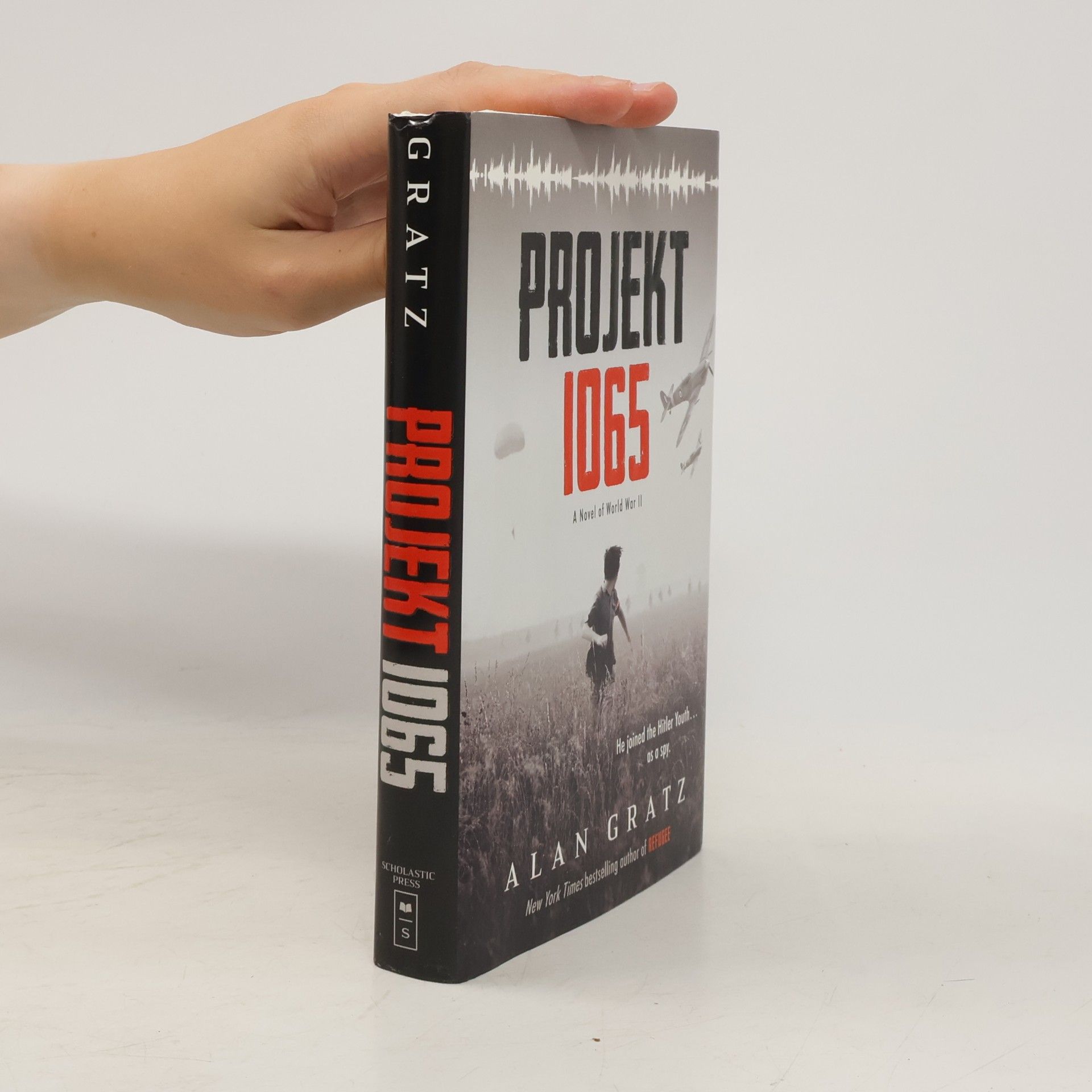 Alan Gratz Projekt 1065: A Novel of World War II