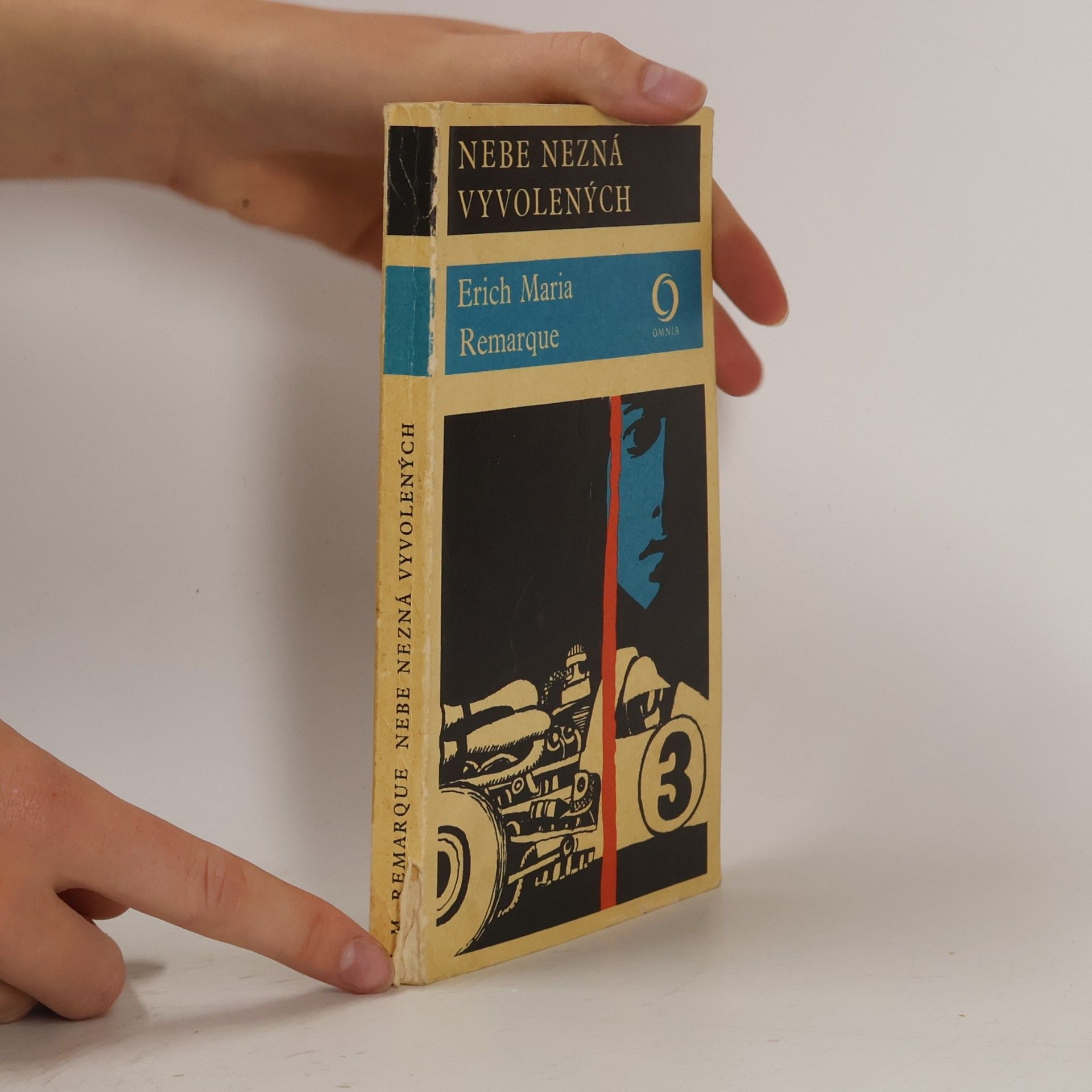 Erich Maria Remarque Nebe nezná vyvolených