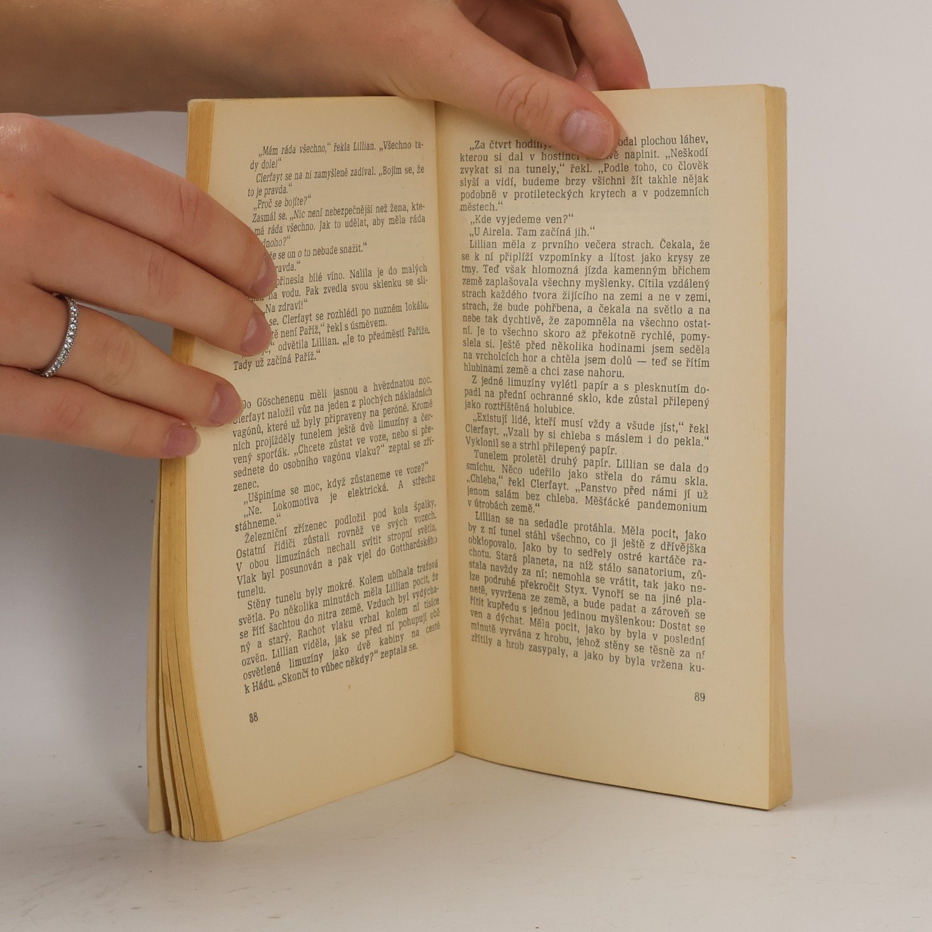 Erich Maria Remarque Nebe nezná vyvolených