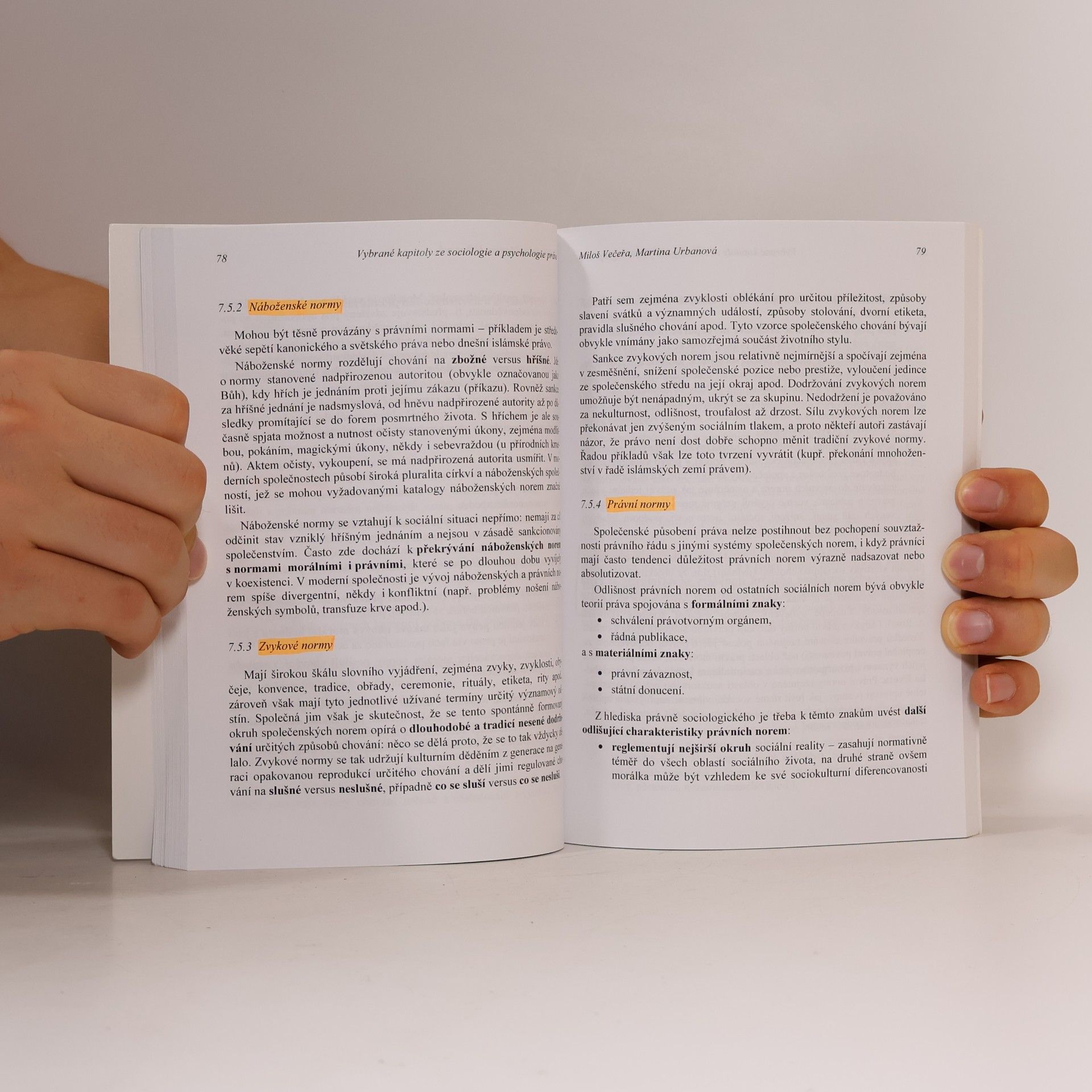 Miloš Večeřa Vybrané kapitoly ze sociologie a psychologie práva. Část 1., Sociologická