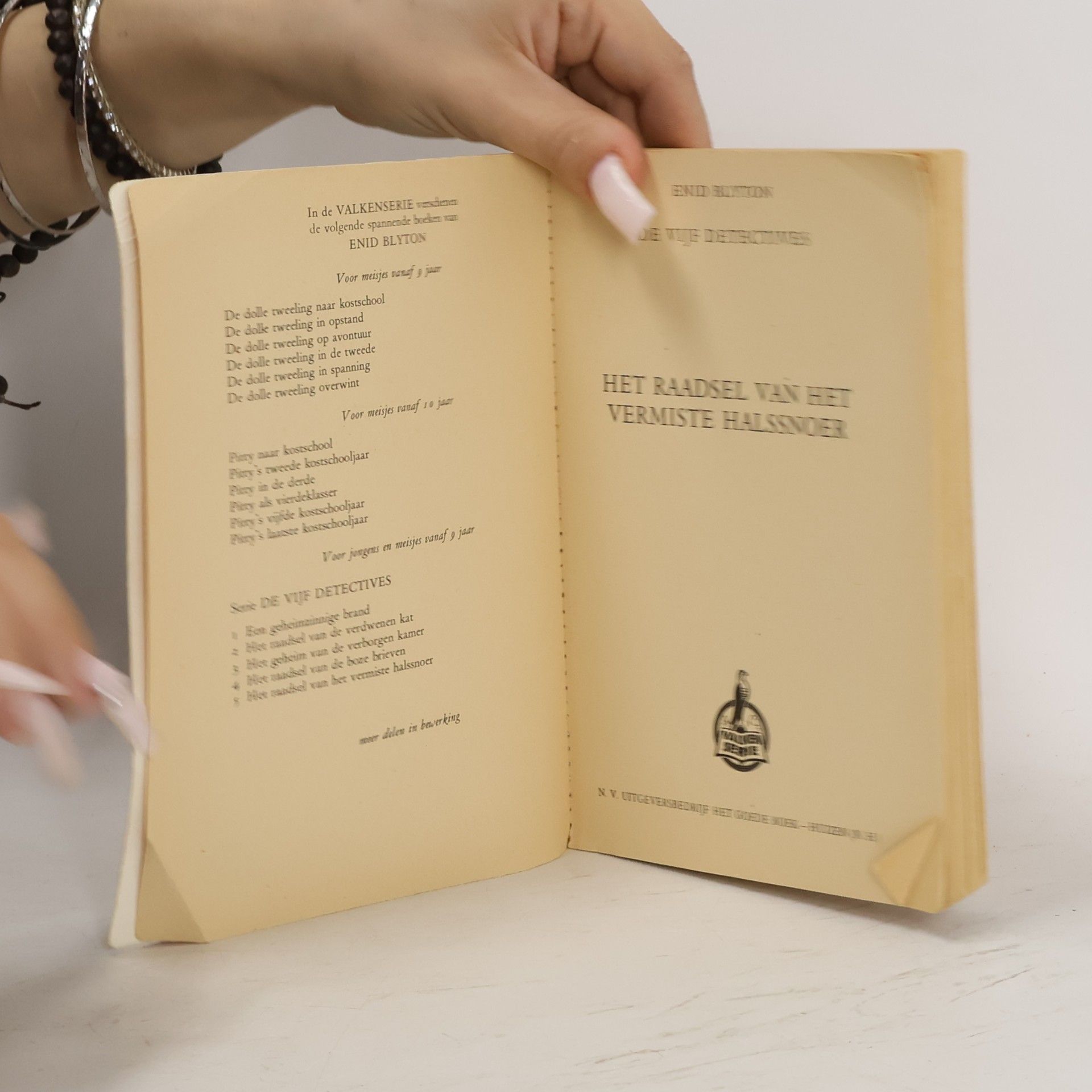 Enid Blyton De vijf detectives. Het raadsel van het vermiste halssnoer