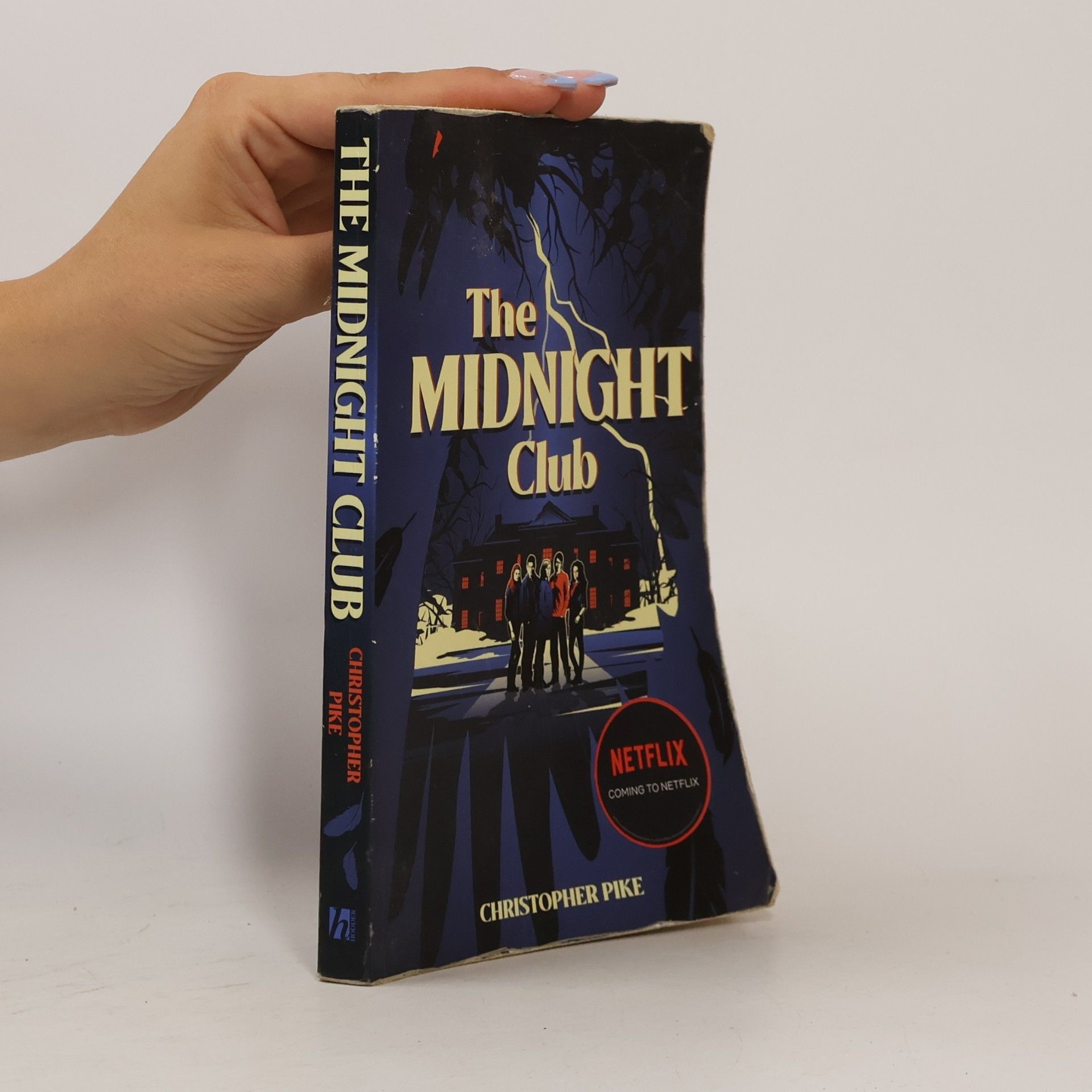 Christopher Pike The Midnight Club - as seen on Netflix