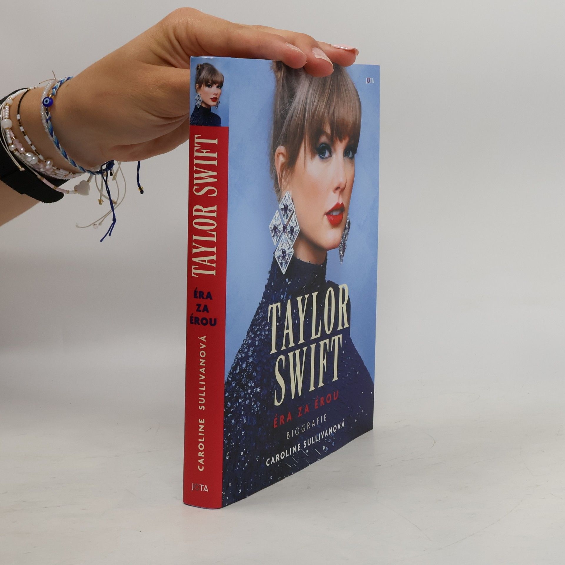 Caroline Sullivan Taylor Swift, Éra za érou