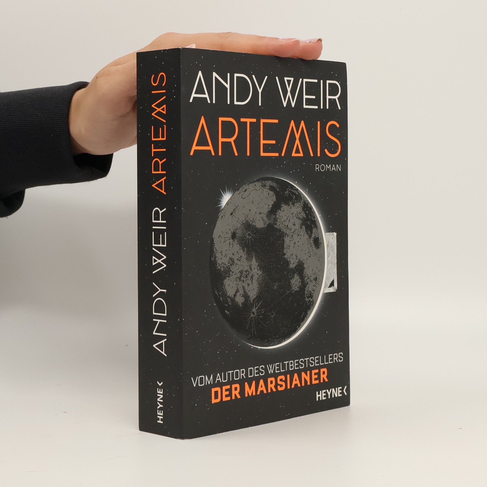 Andy Weir Artemis