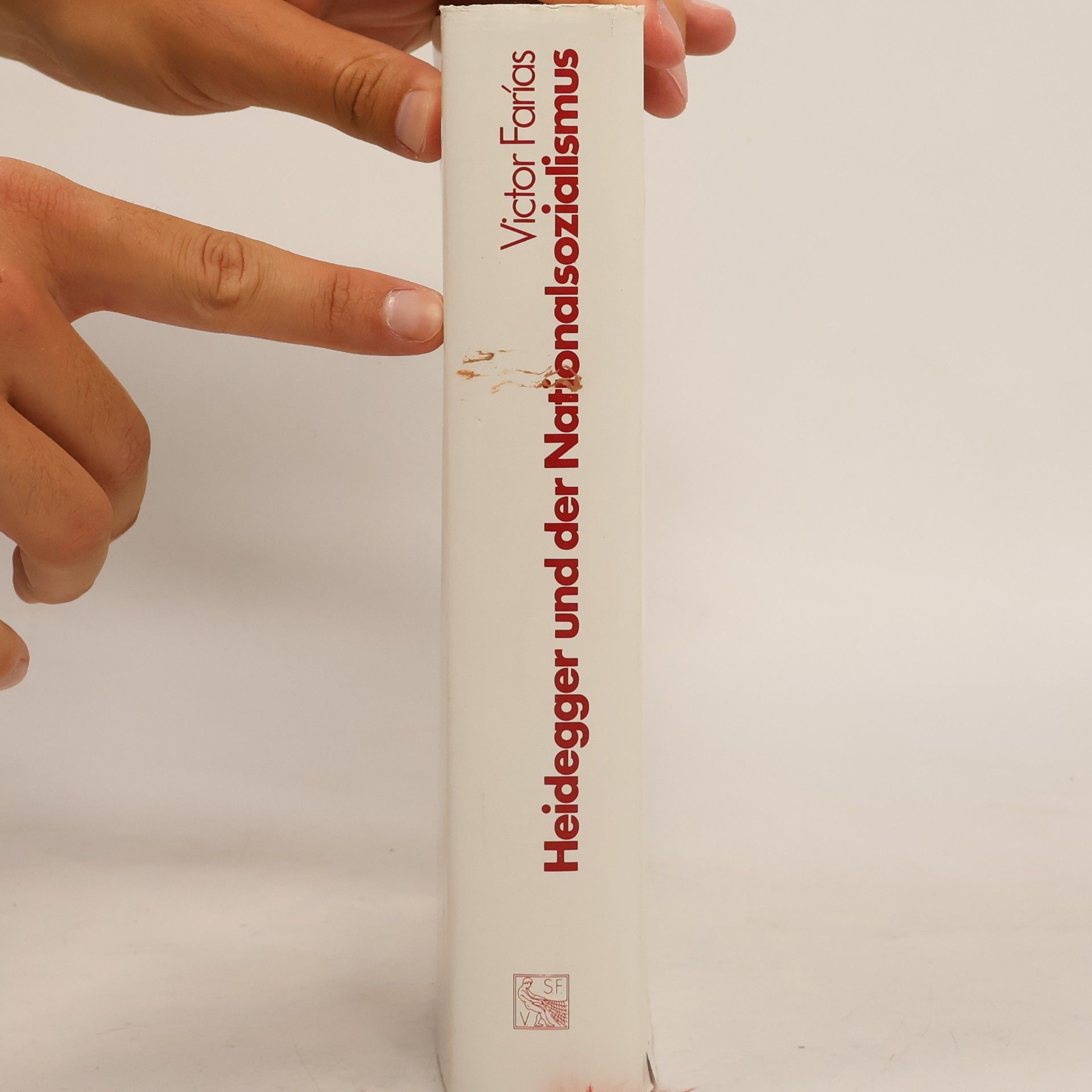 Vi ctor Fari as Heidegger und der Nationalsozialismus