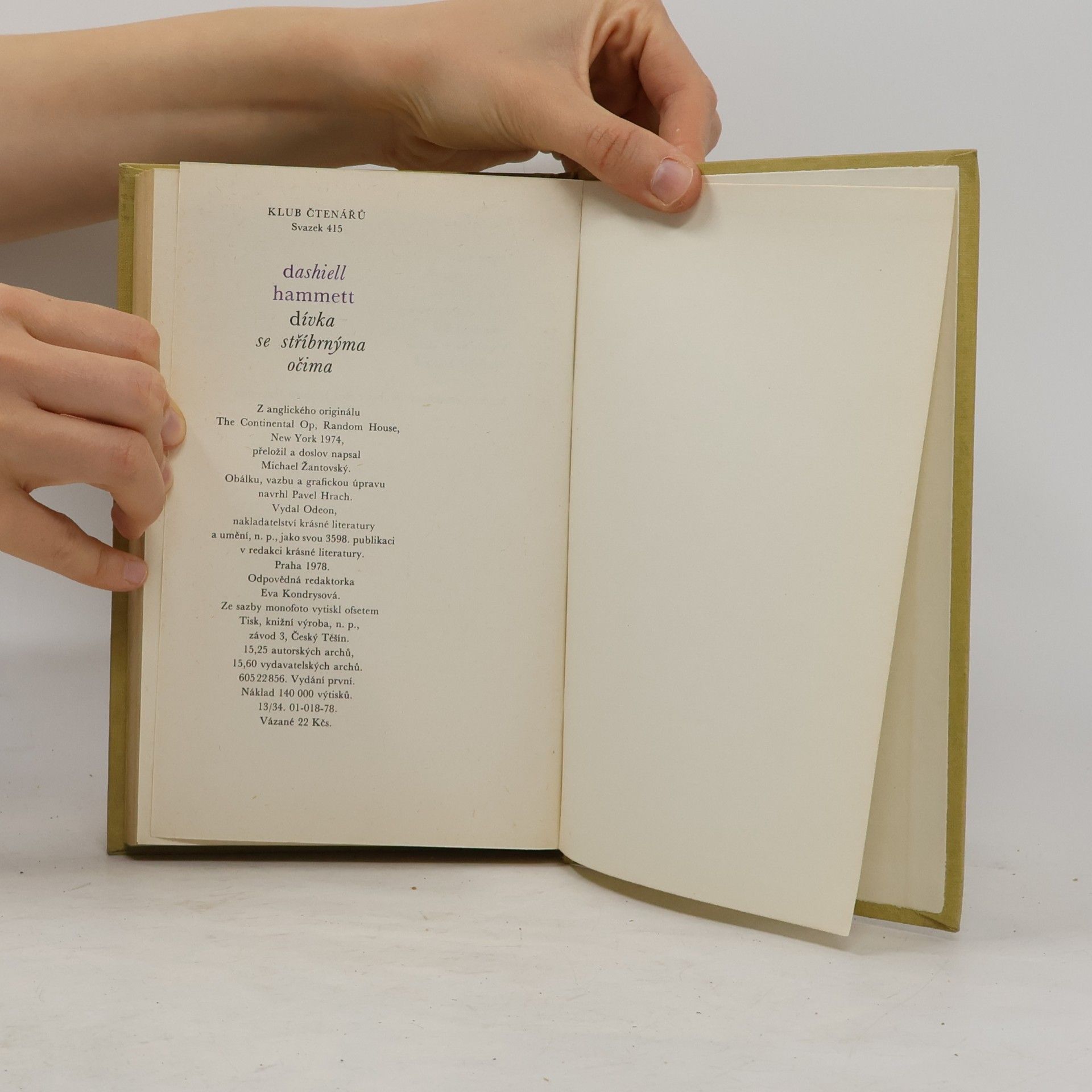 Dashiell Hammett Dívka se stříbrnýma očima