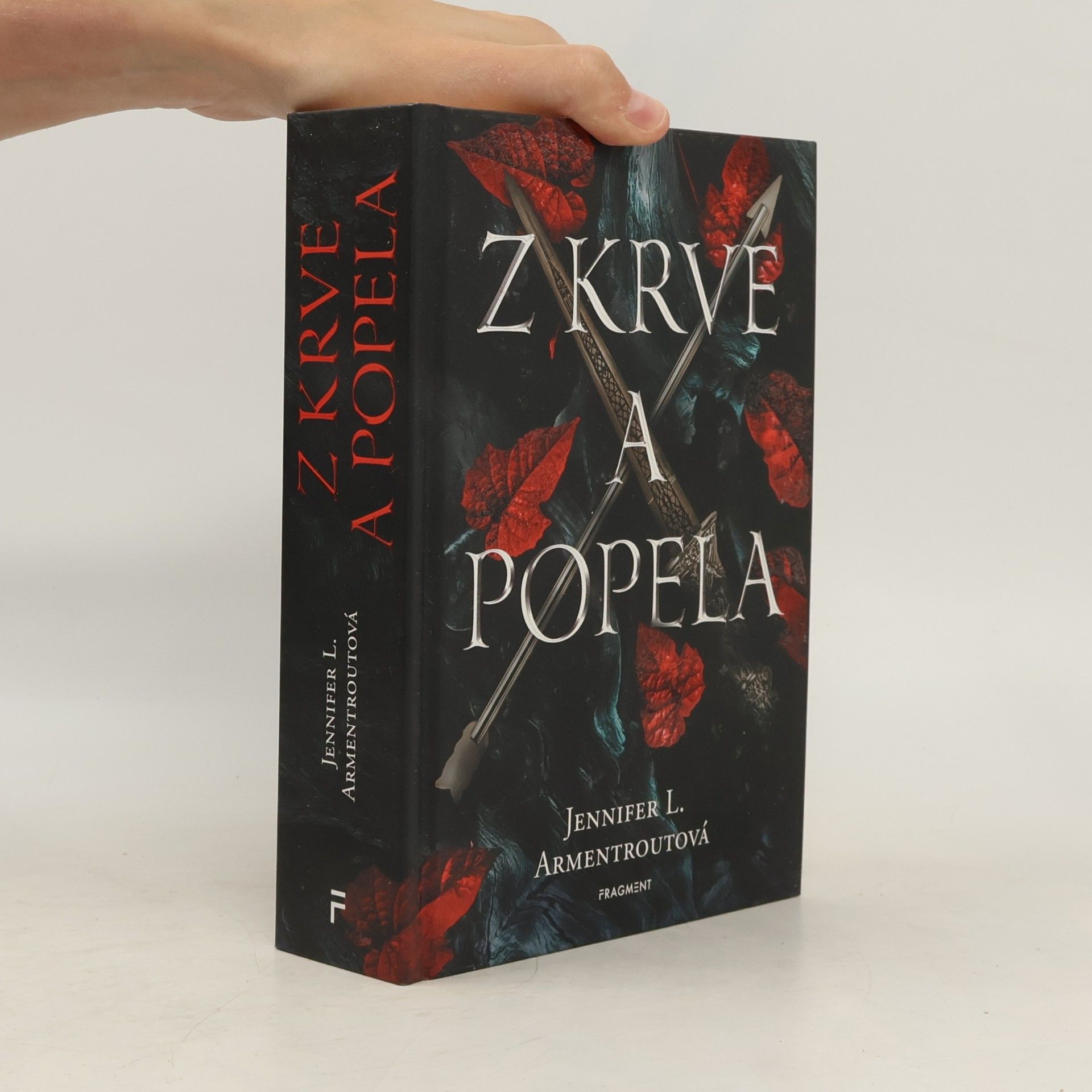 Jennifer Armentrout Z krve a popela