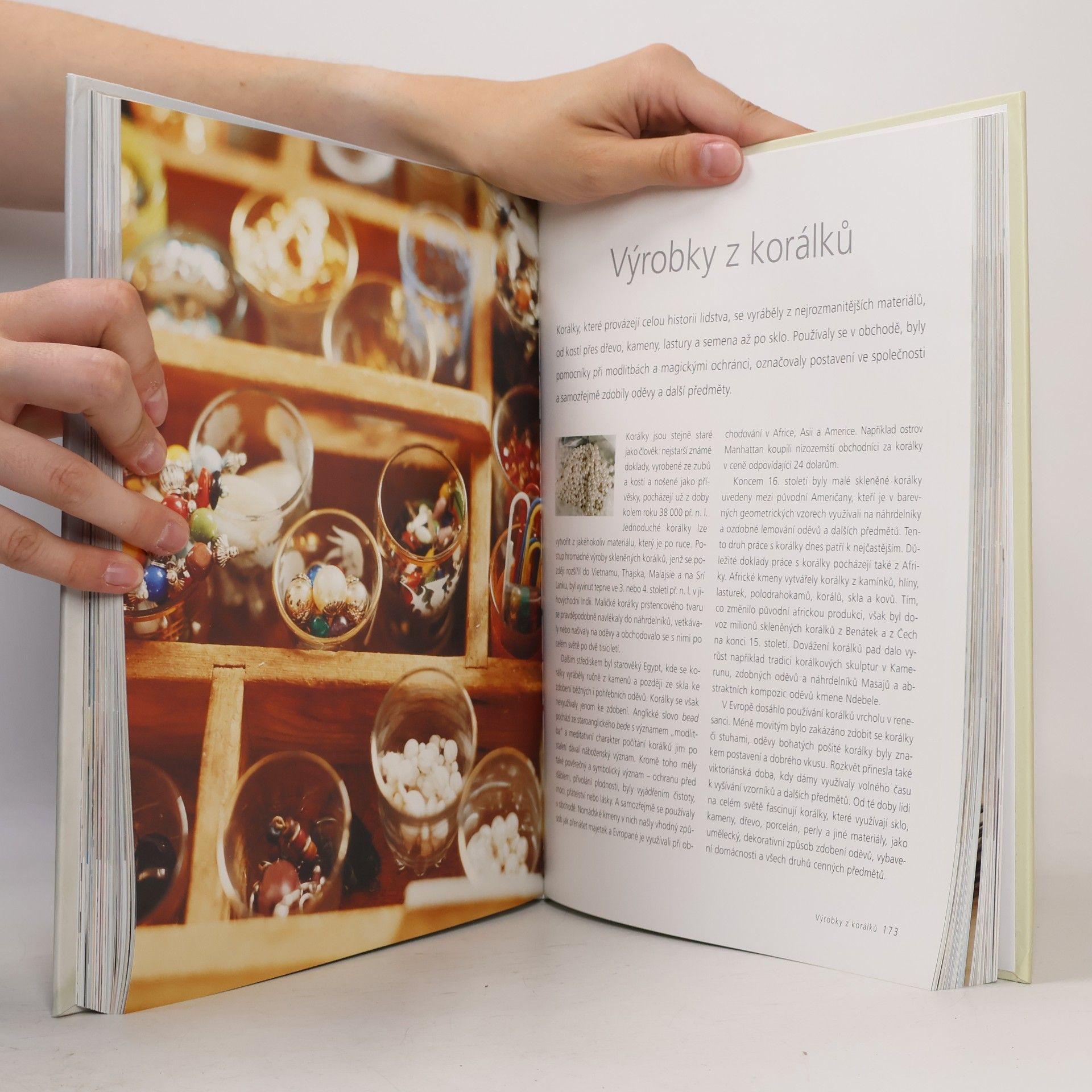 Katherine Sorrell Kouzlo domova: Domácí škola uměleckých řemesel