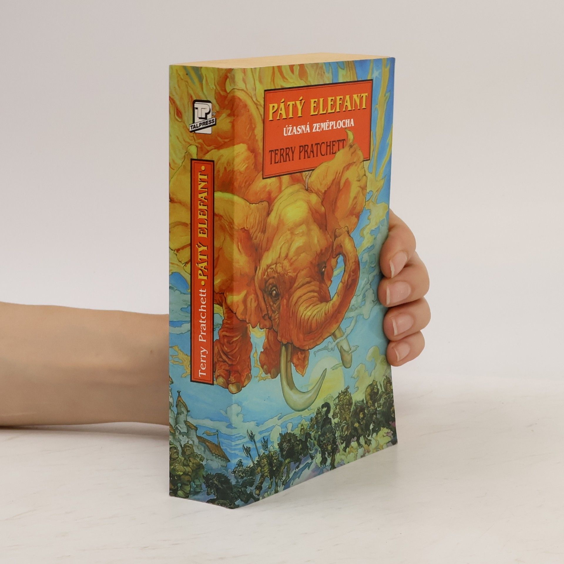 Terry Pratchett Pátý elefant