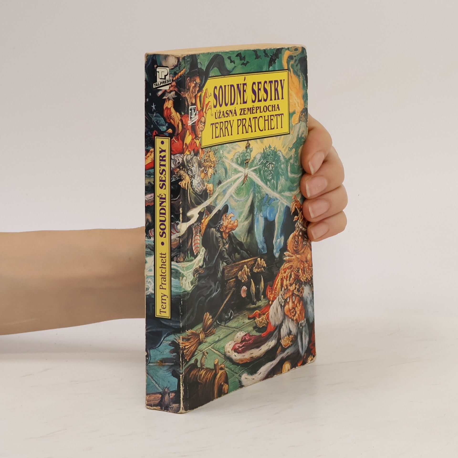 Terry Pratchett Soudné sestry