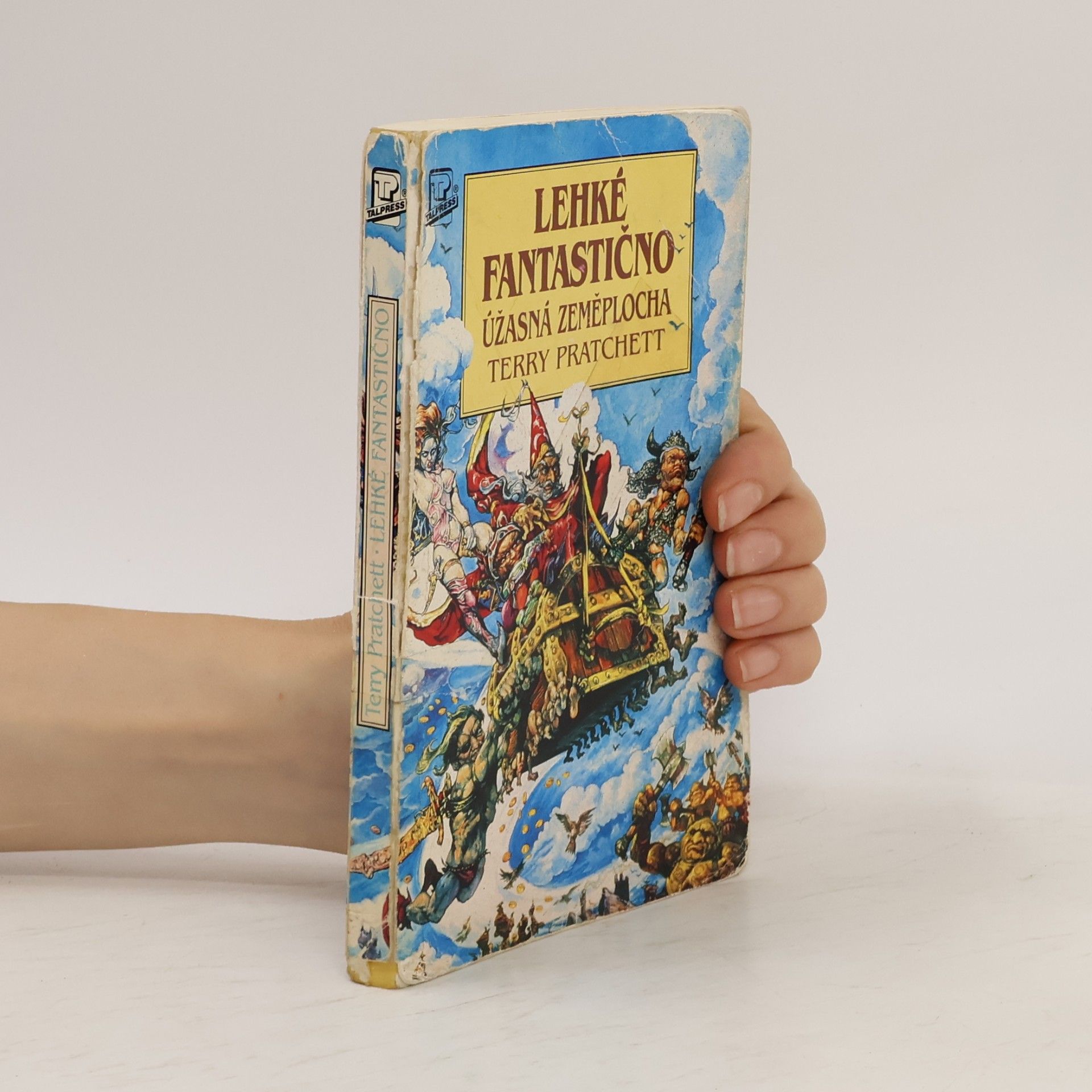 Terry Pratchett Lehké fantastično