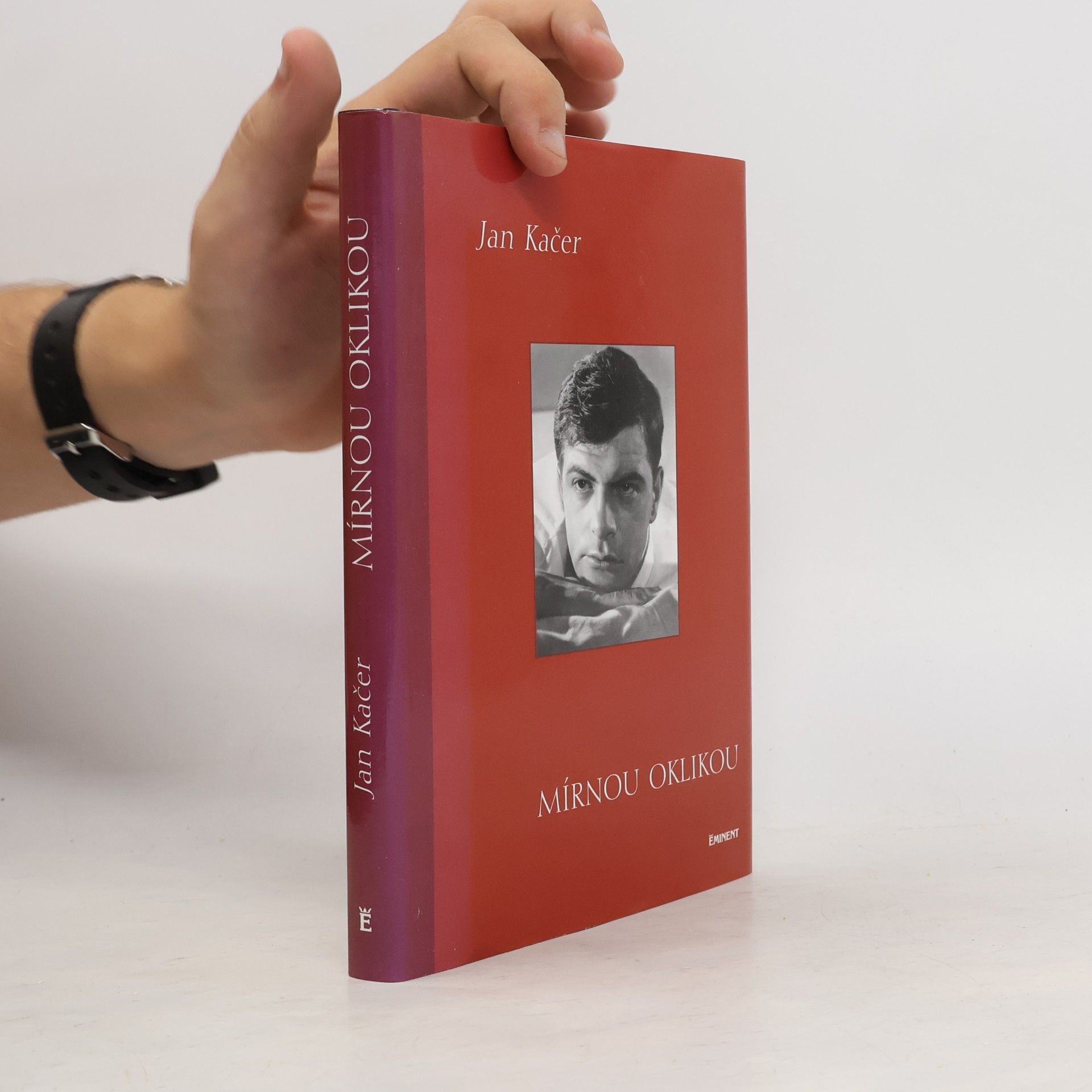 Jan Kačer Mírnou oklikou