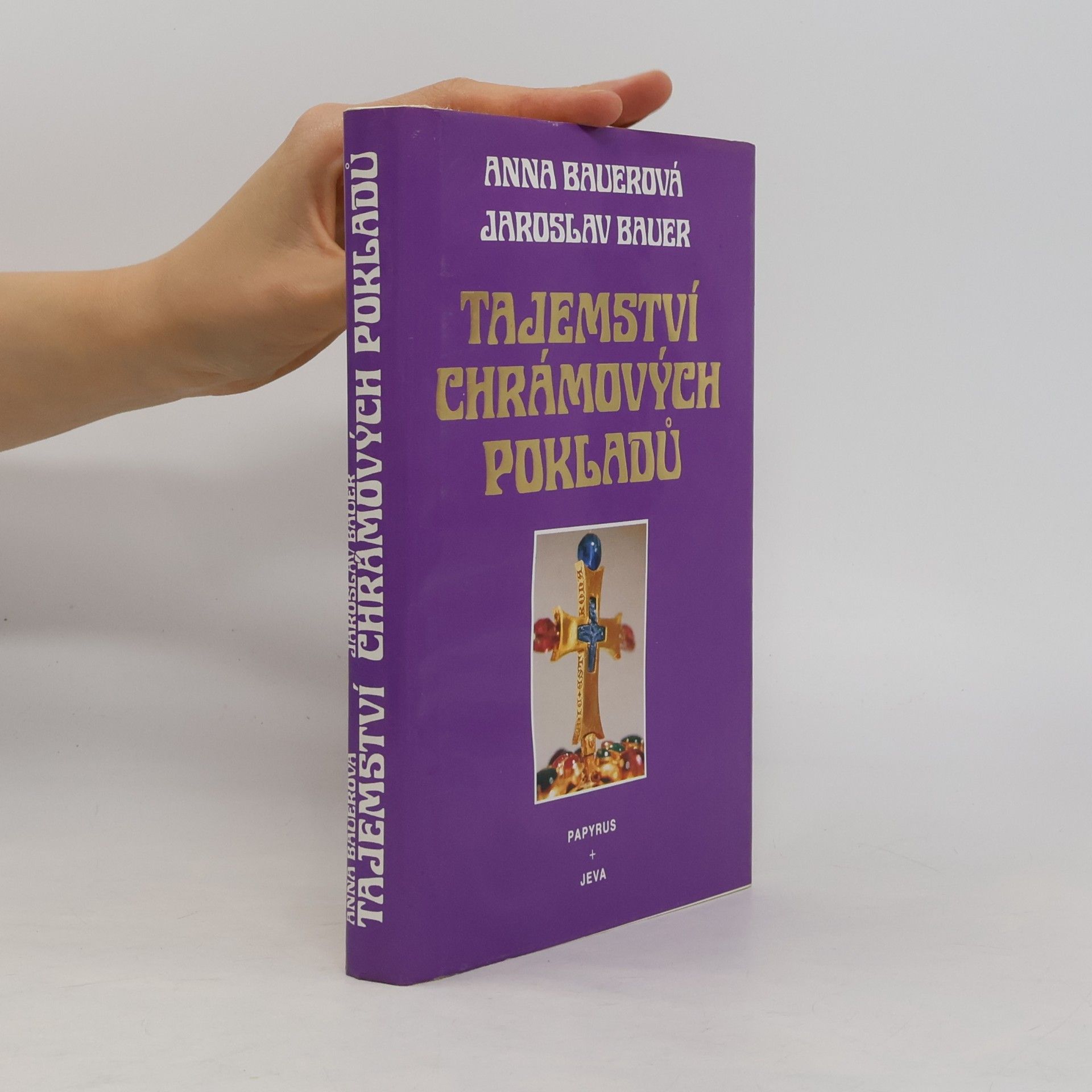 Anna Bauer Tajemství chrámových pokladů