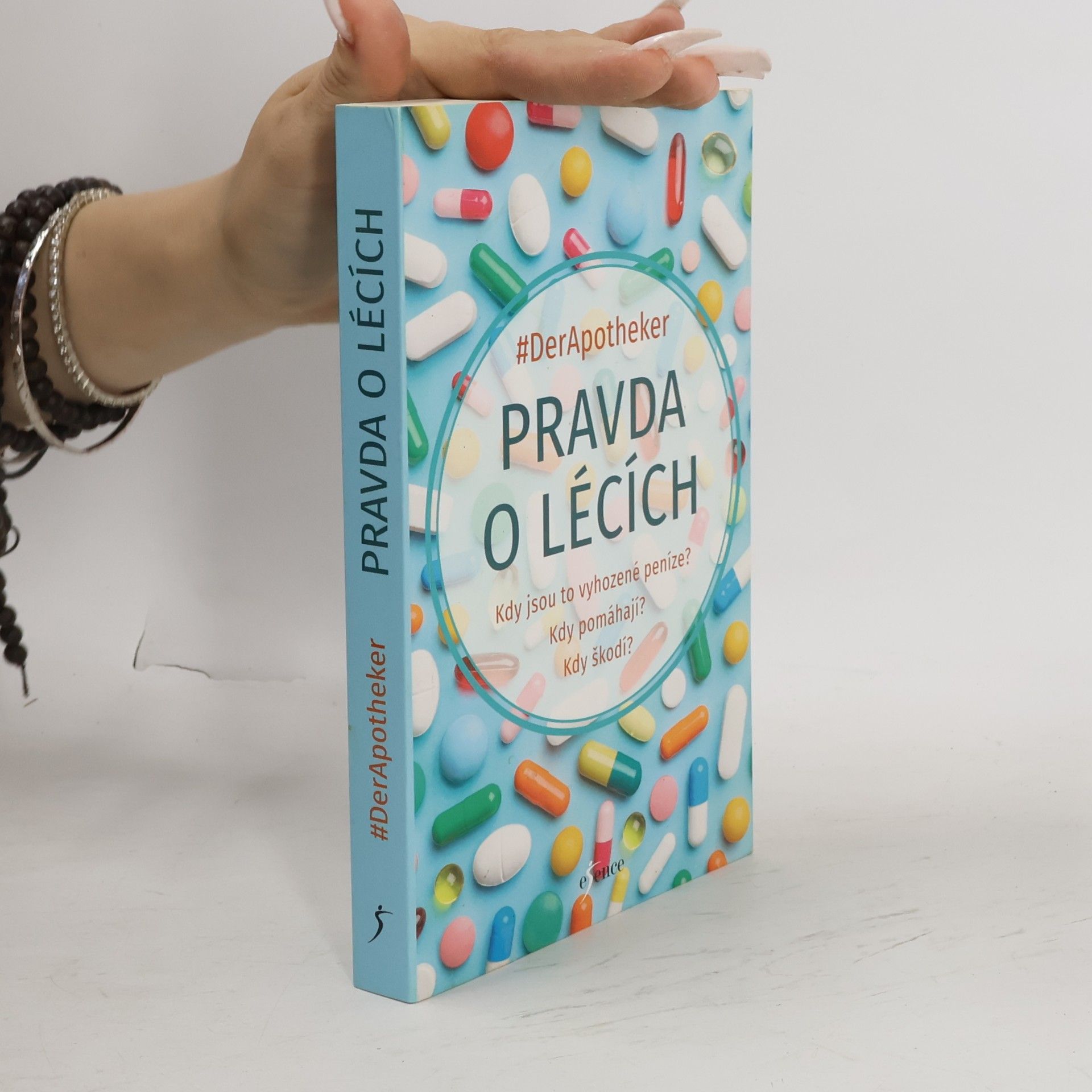 Autorenkollektiv Pravda o lécích