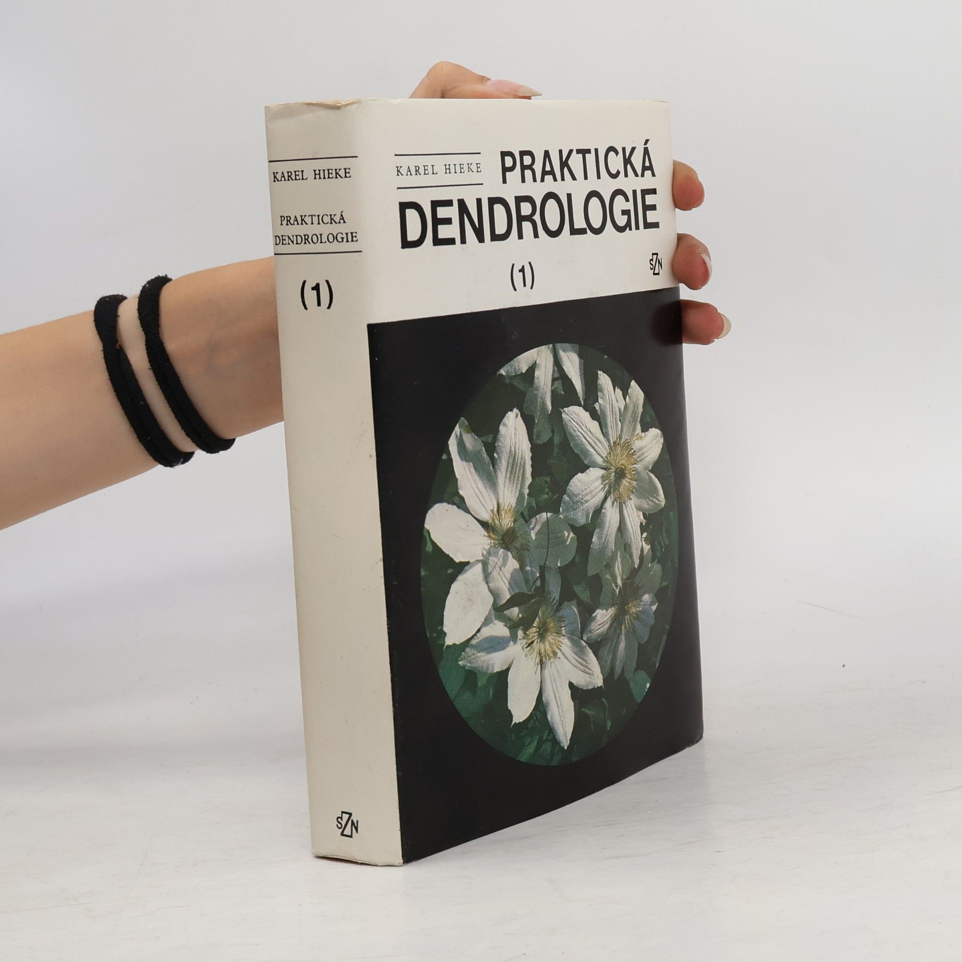 Karel Hieke Praktická dendrologie 1