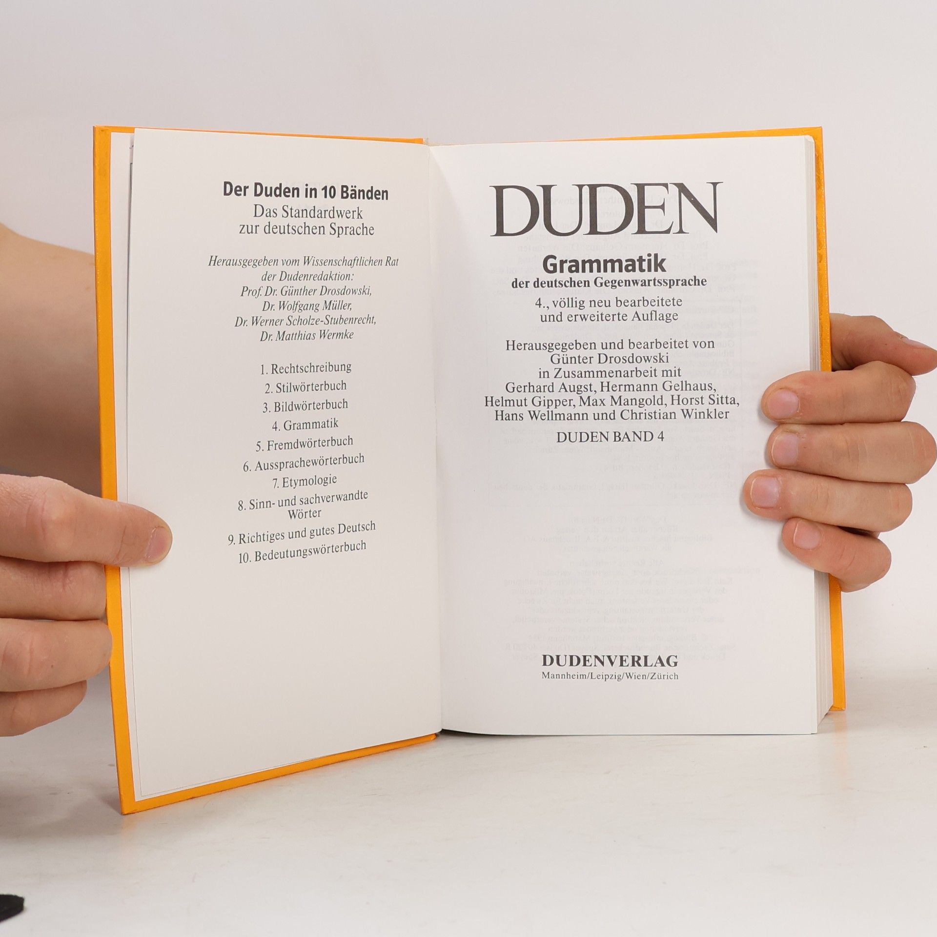 Various authors Duden. Die Grammatik. Unentbehrlich für richtiges Deutsch 4