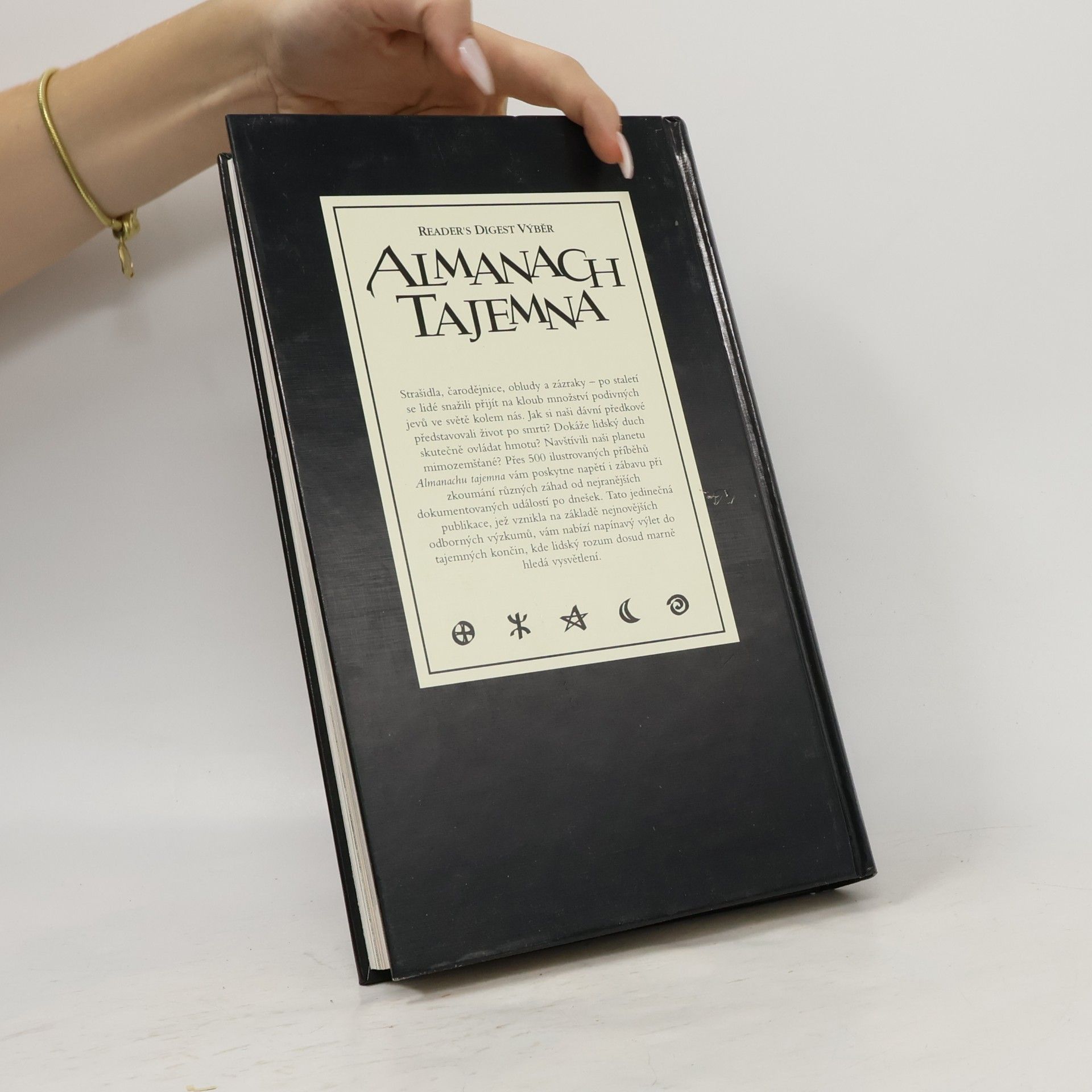 Collectif d'auteurs Almanach tajemna