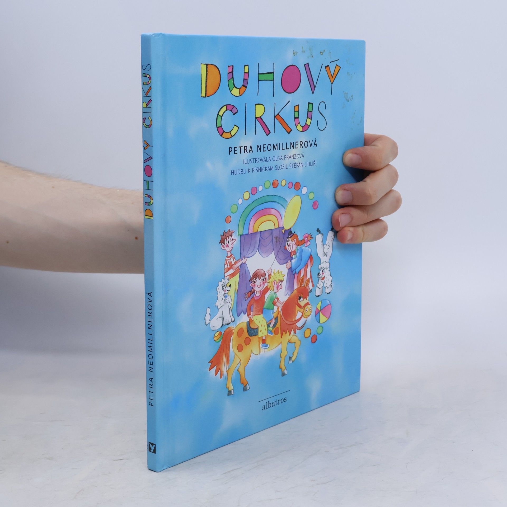 Štěpán Uhlíř Duhový cirkus