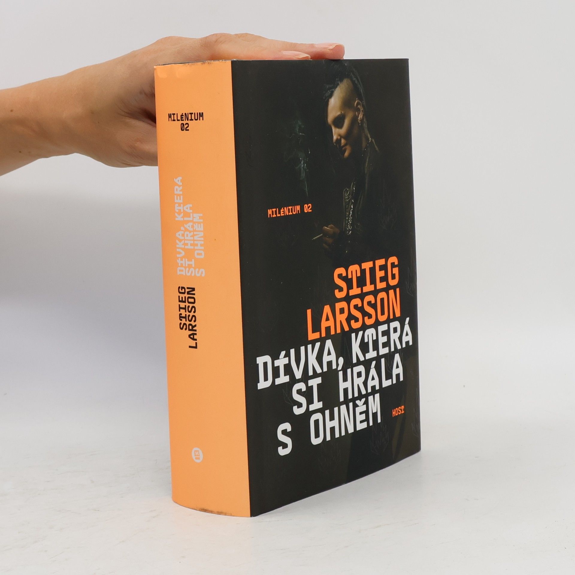 Stieg Larsson Dívka, která si hrála s ohněm