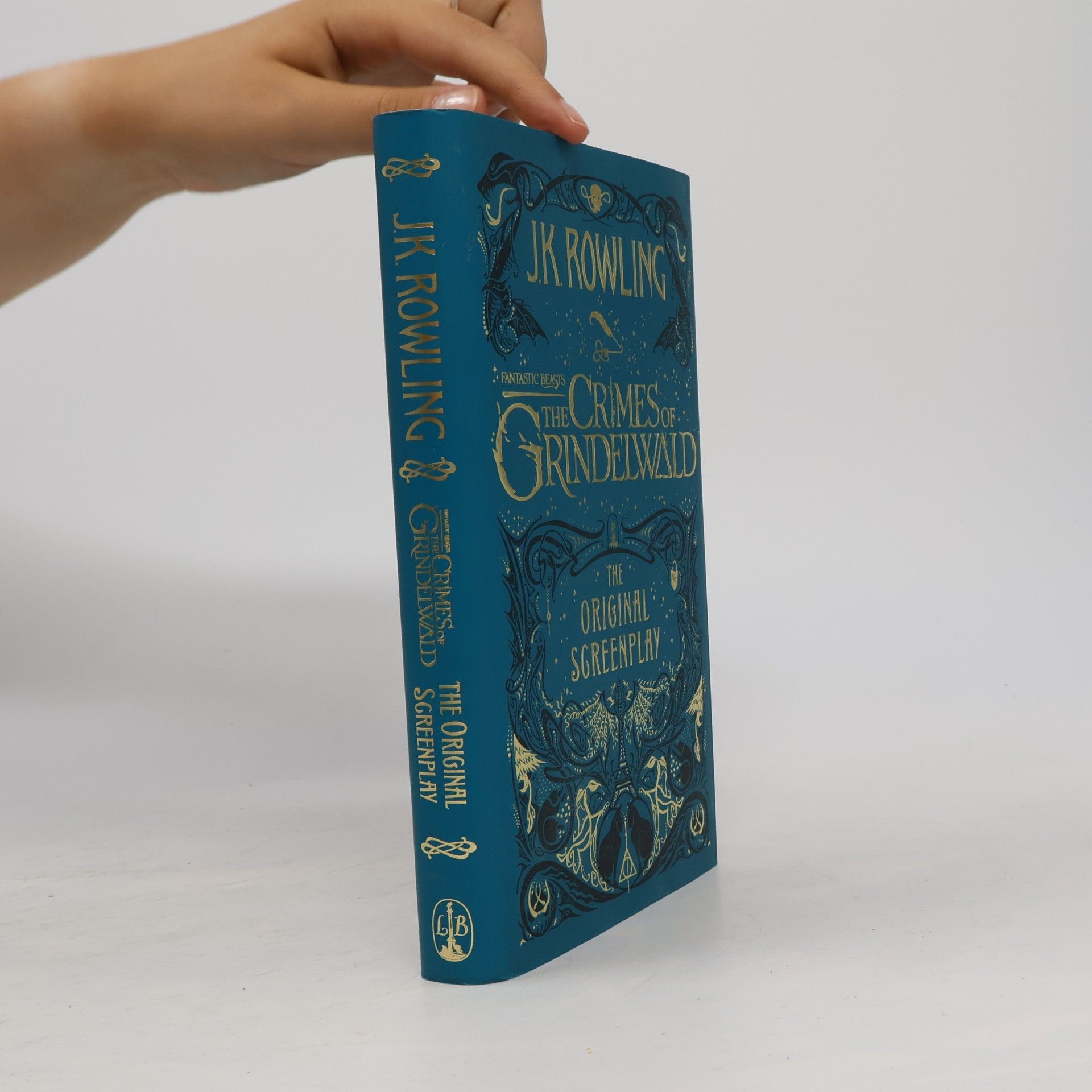 Fantastic Beasts: The Crimes of Grindelwald – The Original Screenplay