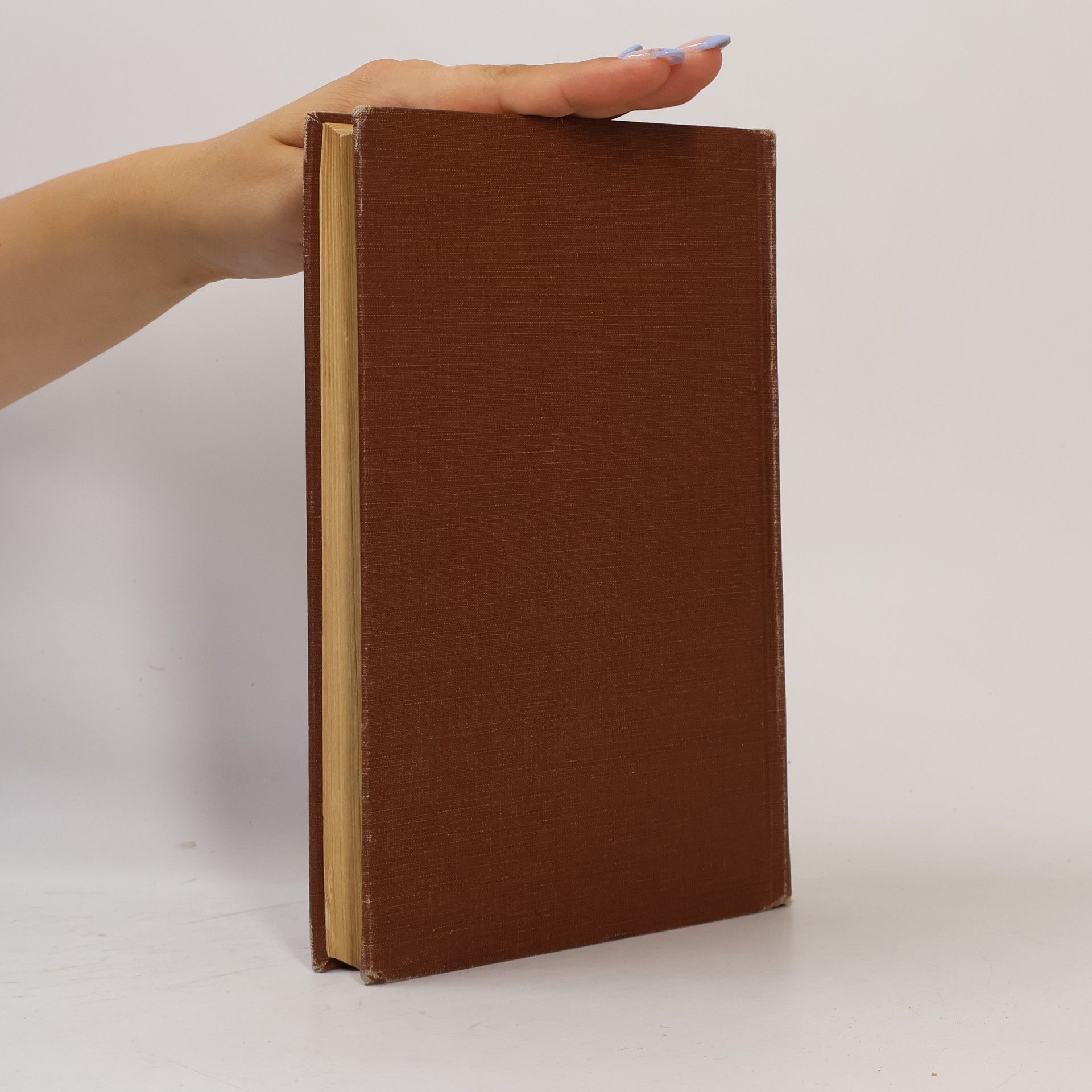 Various authors Living Spanish. A Socialized Activity Course II