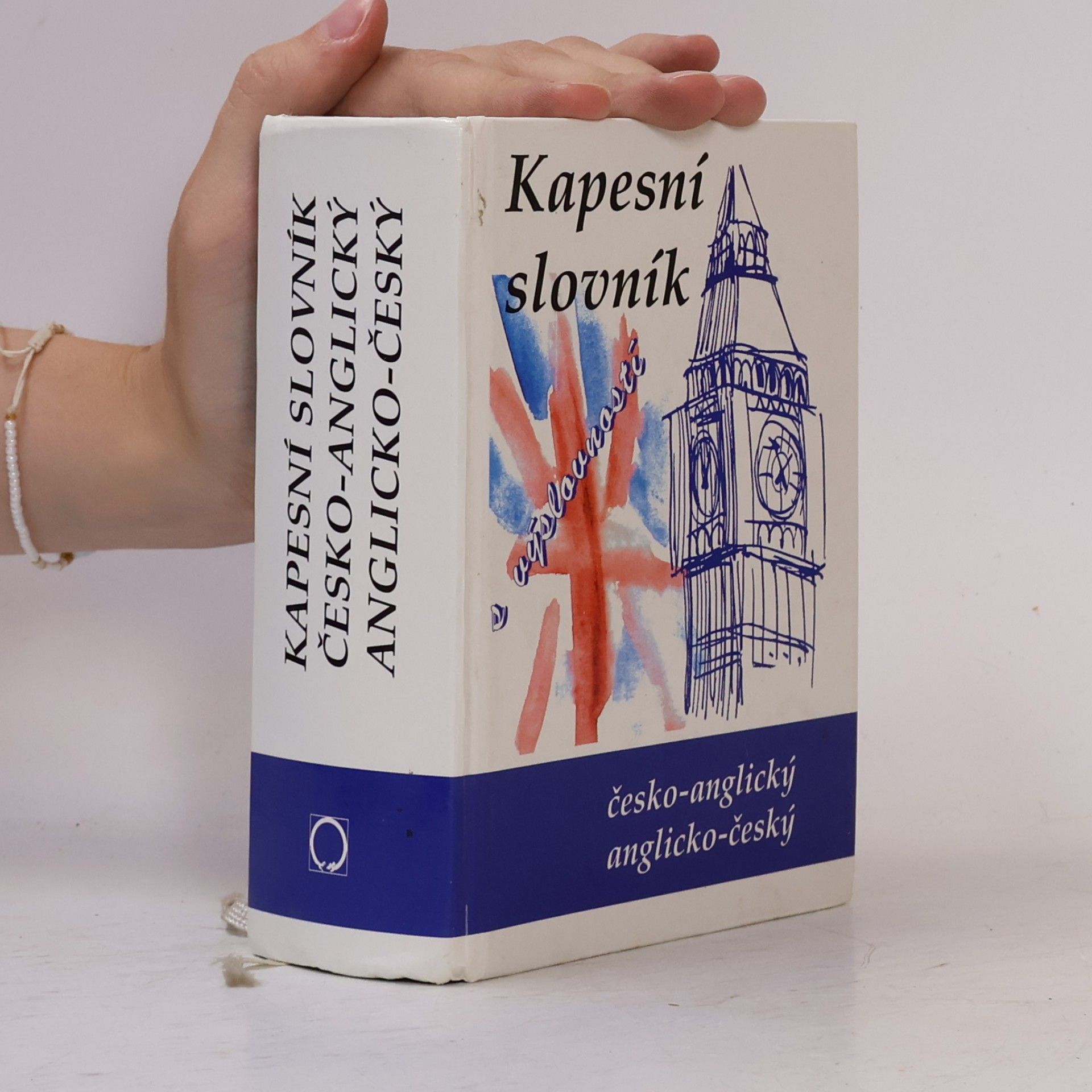 Jiří Kučera Česko-anglický a anglicko-český kapesní slovník s výslovností v obou částech