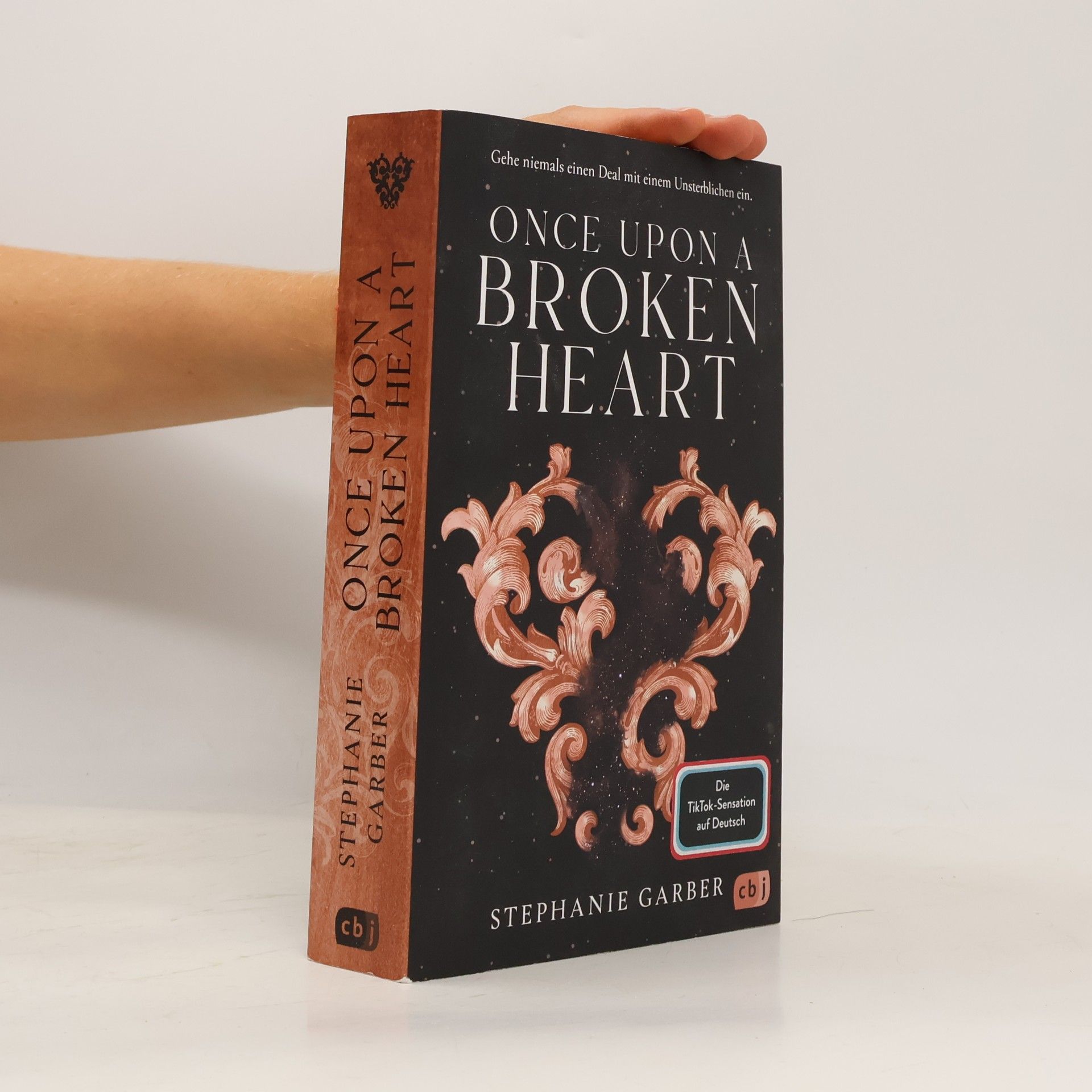 Stephanie Garber Once Upon a Broken Heart