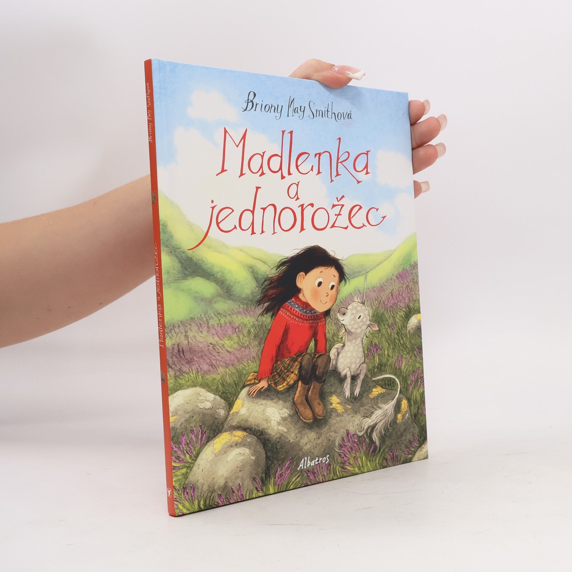 Briony May Smith Madlenka a jednorožec