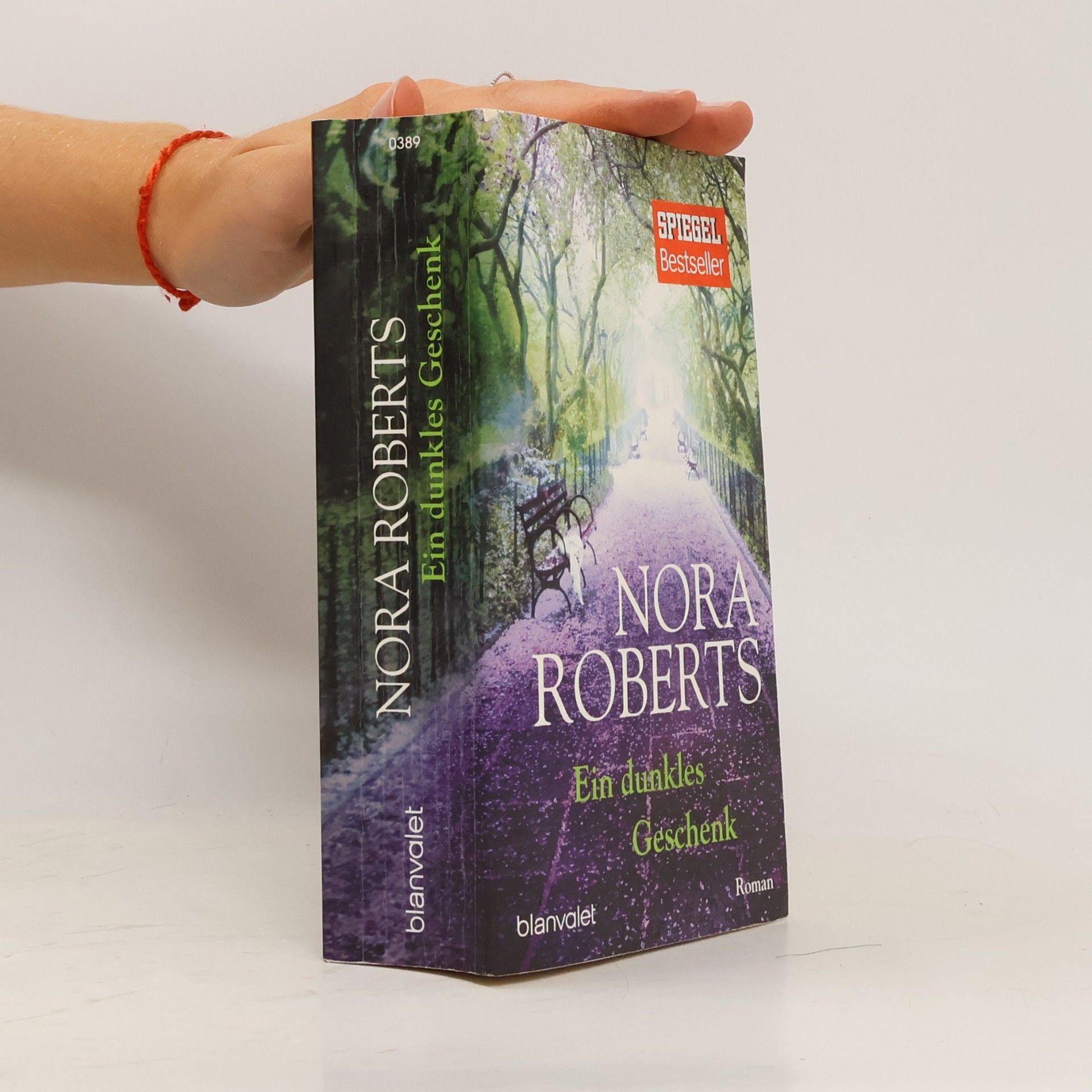Nora Roberts Ein dunkles Geschenk