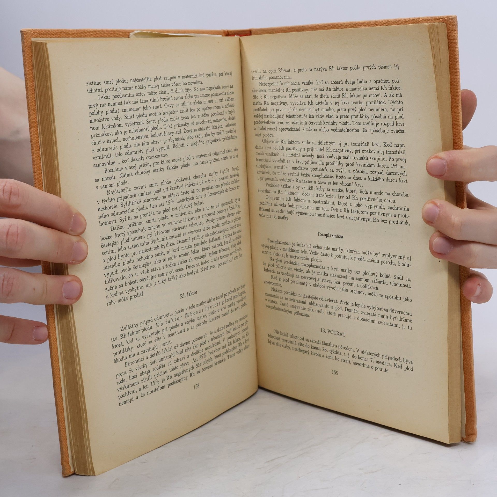 Autorenkollektiv Žena v zdraví a chorobe