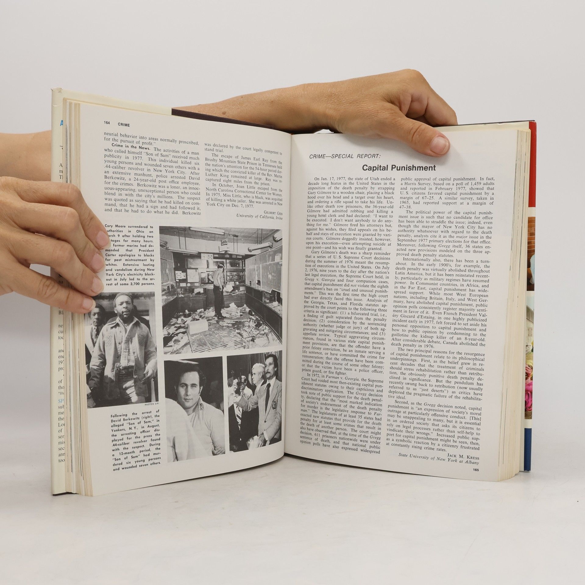 Various. Encyclopedia Americana: The Americana Annual 1978 An Encyclopedia Of The Events Of 1977
