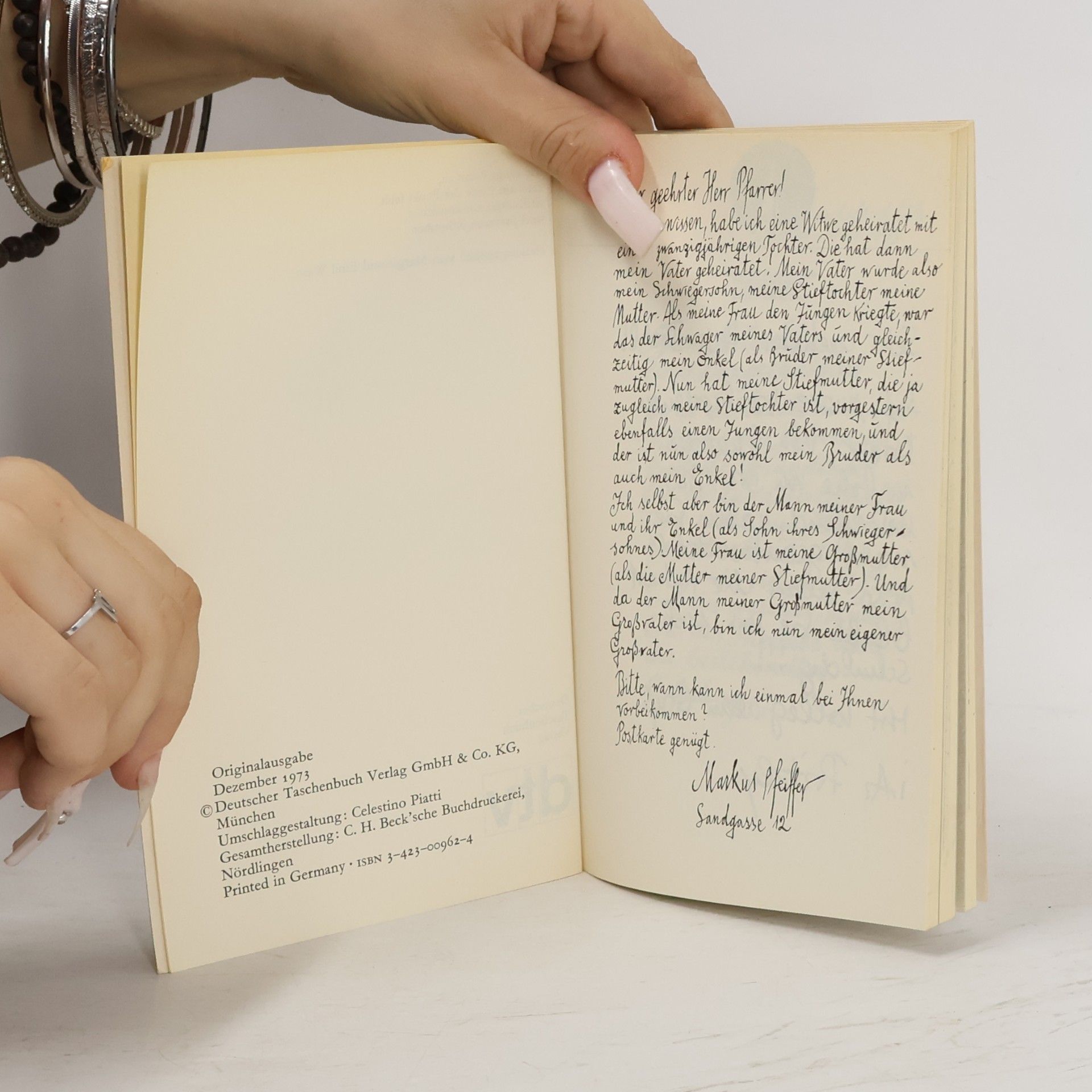 Various authors Es fängt damit an, dass am Ende der Punkt fehlt