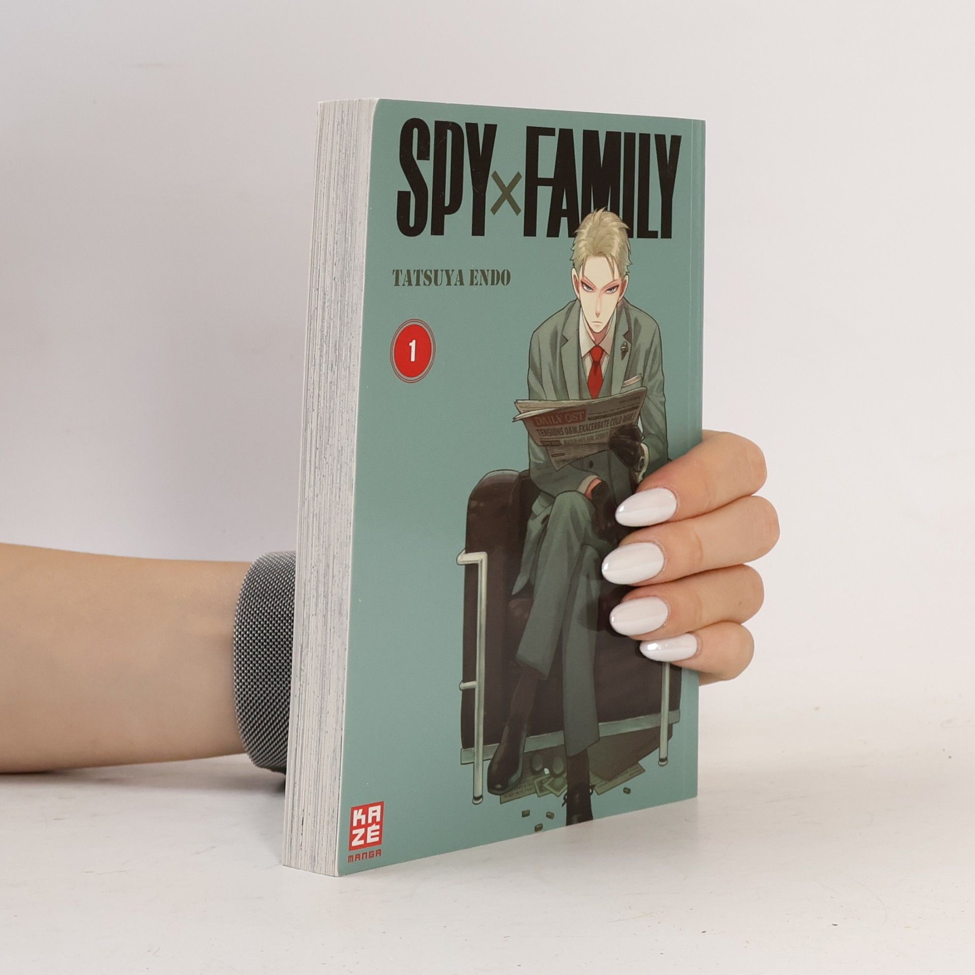 Tacuja Endó Spy x Family 1