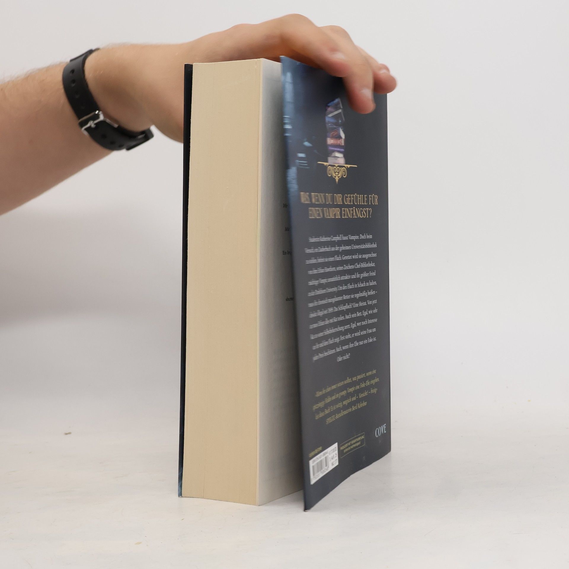 Penny Juniper Darkthorn Archives 1: Bite the Bride