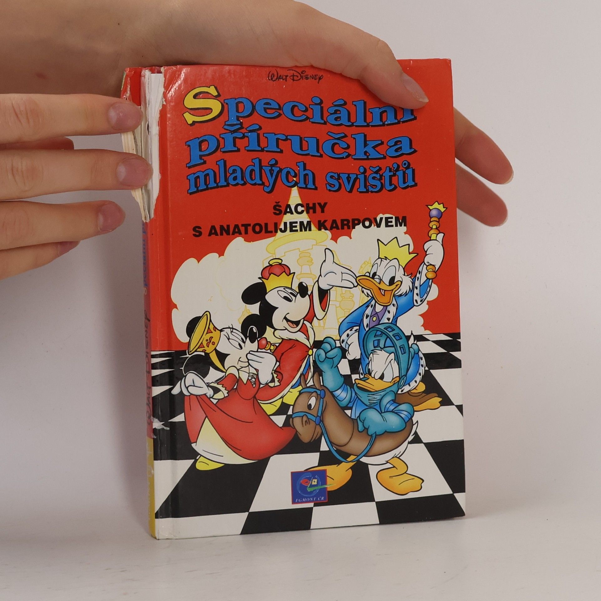 Walt Disney Speciální příručka mladých svišťů. Šachy s Anatolijem Karpovem.