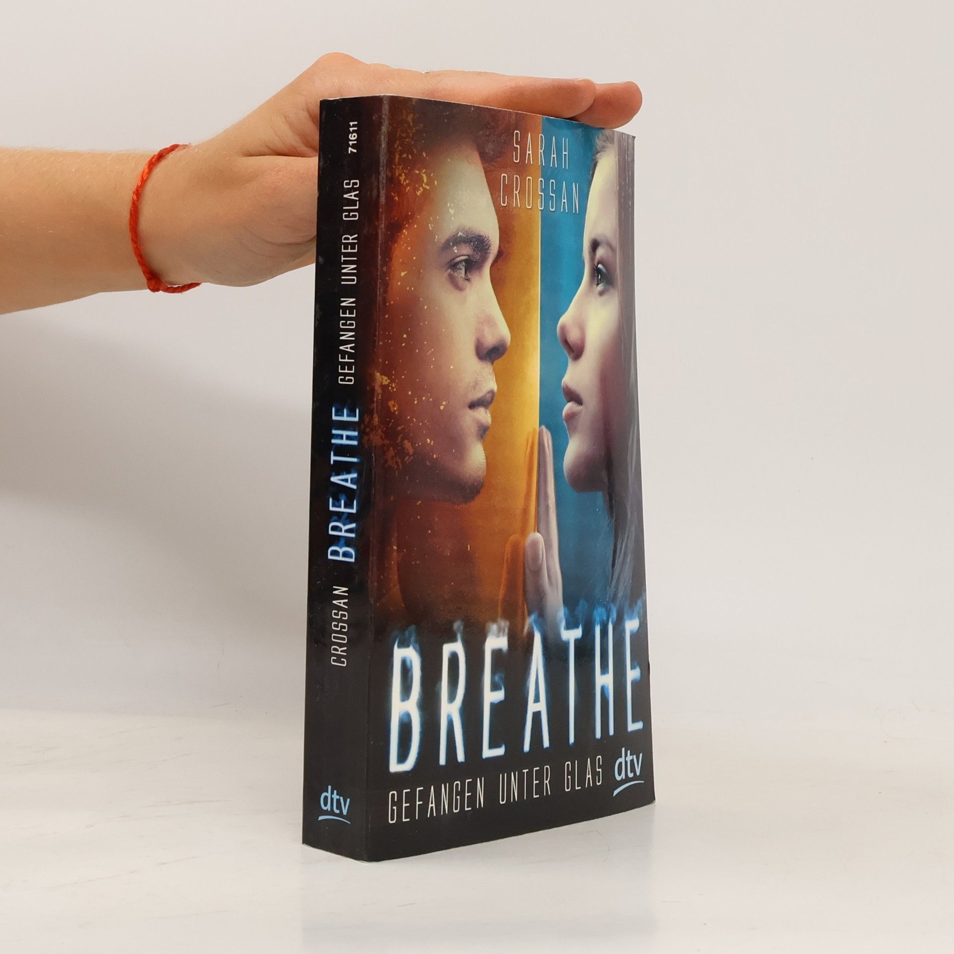 Sarah Crossan Breathe - gefangen unter Glas