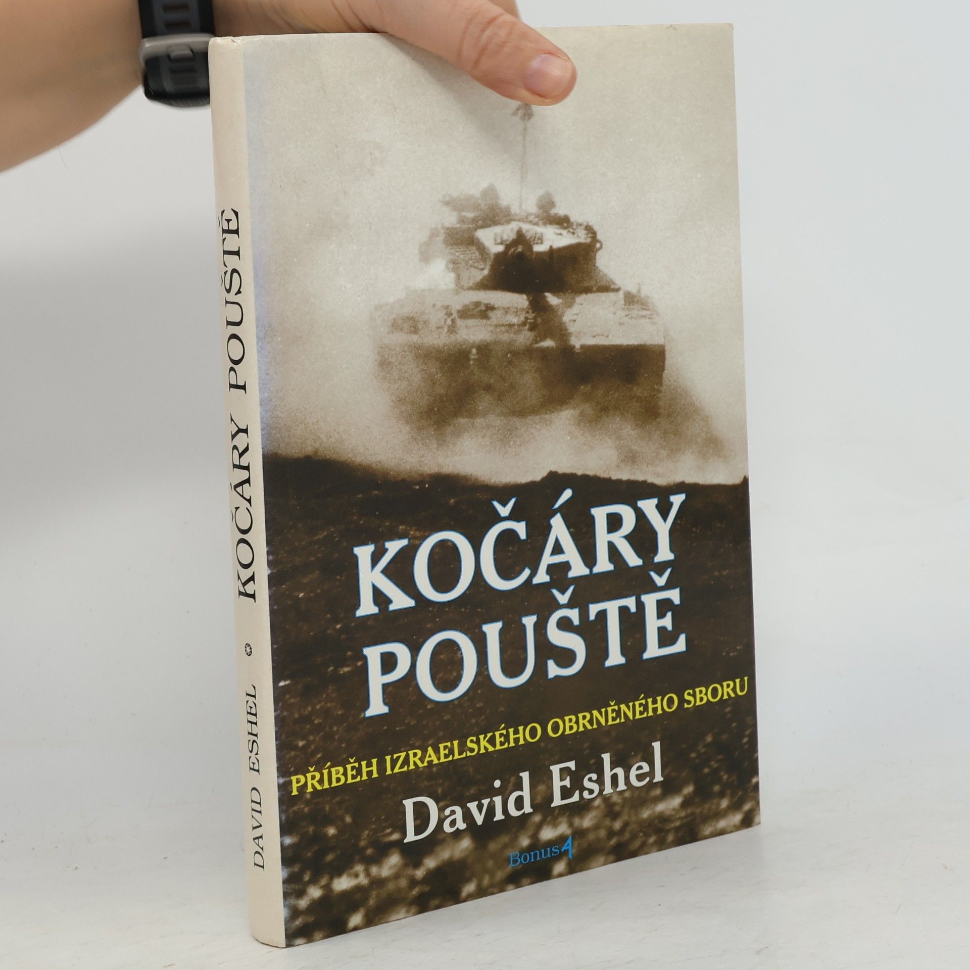David Eshel Kočáry pouště
