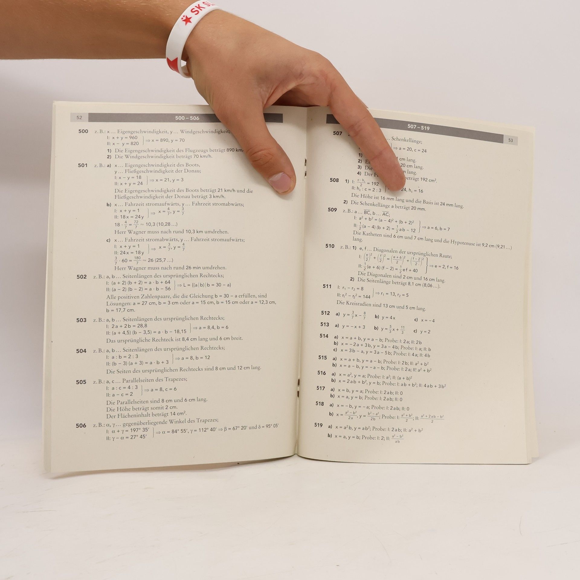 Various authors Lösungen zum Lehrbuch der Mathematik 4