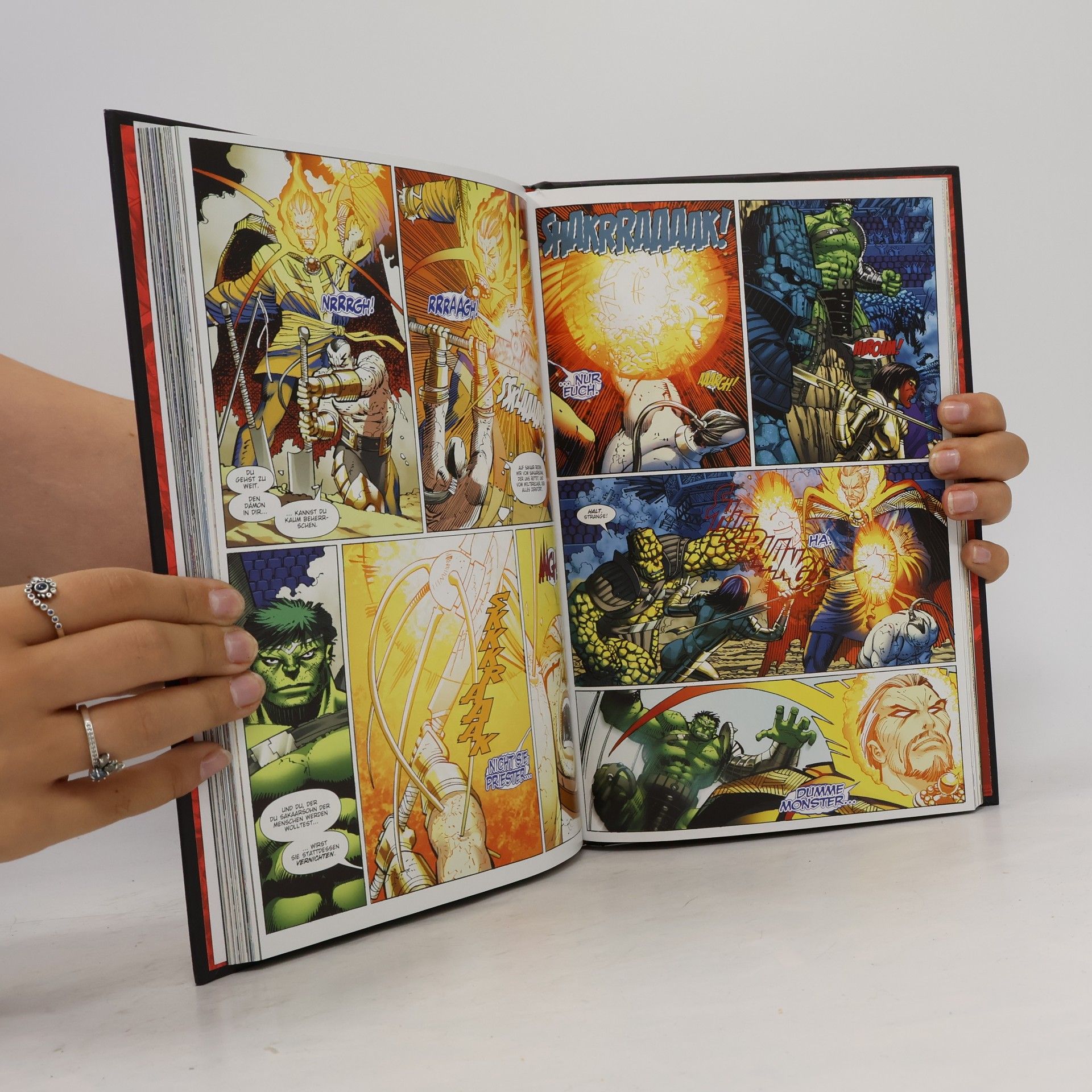 Greg Pak Hulk. Proti světu