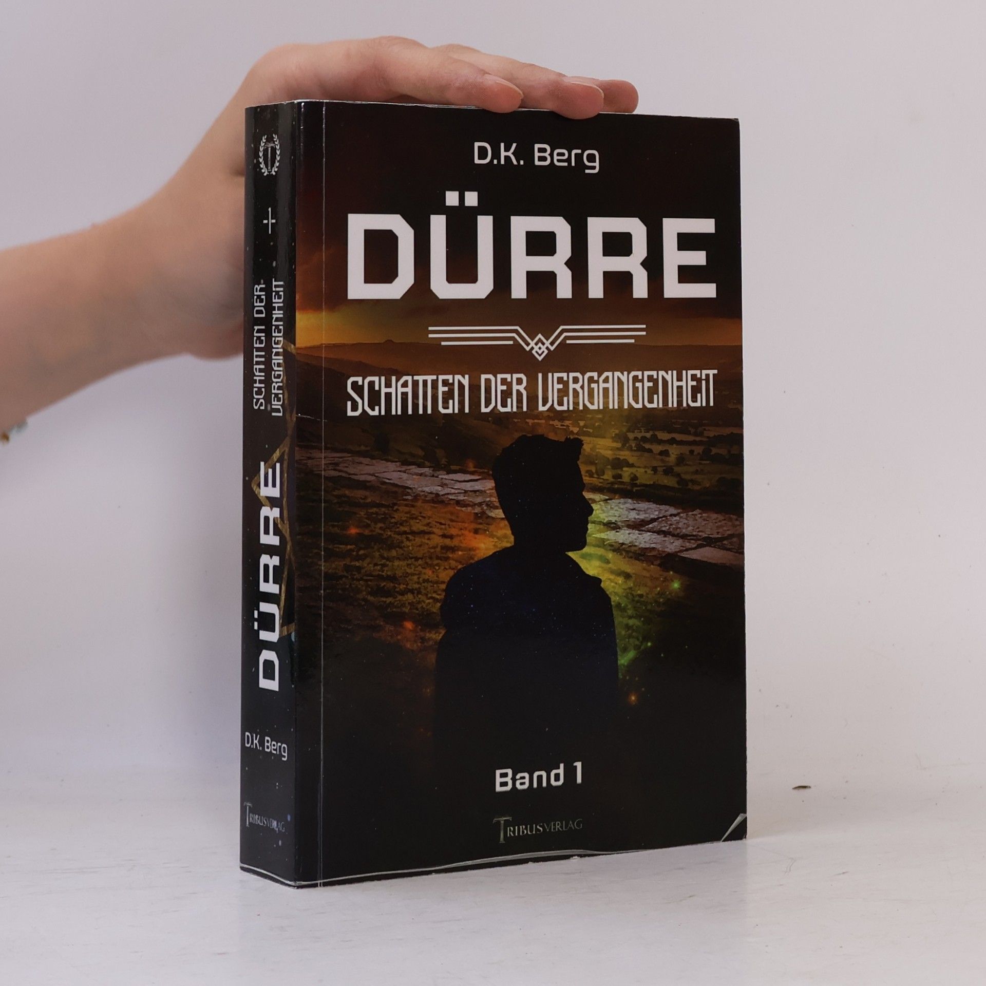 D.K. Berg Dürre. Schatten der Vergangenheit